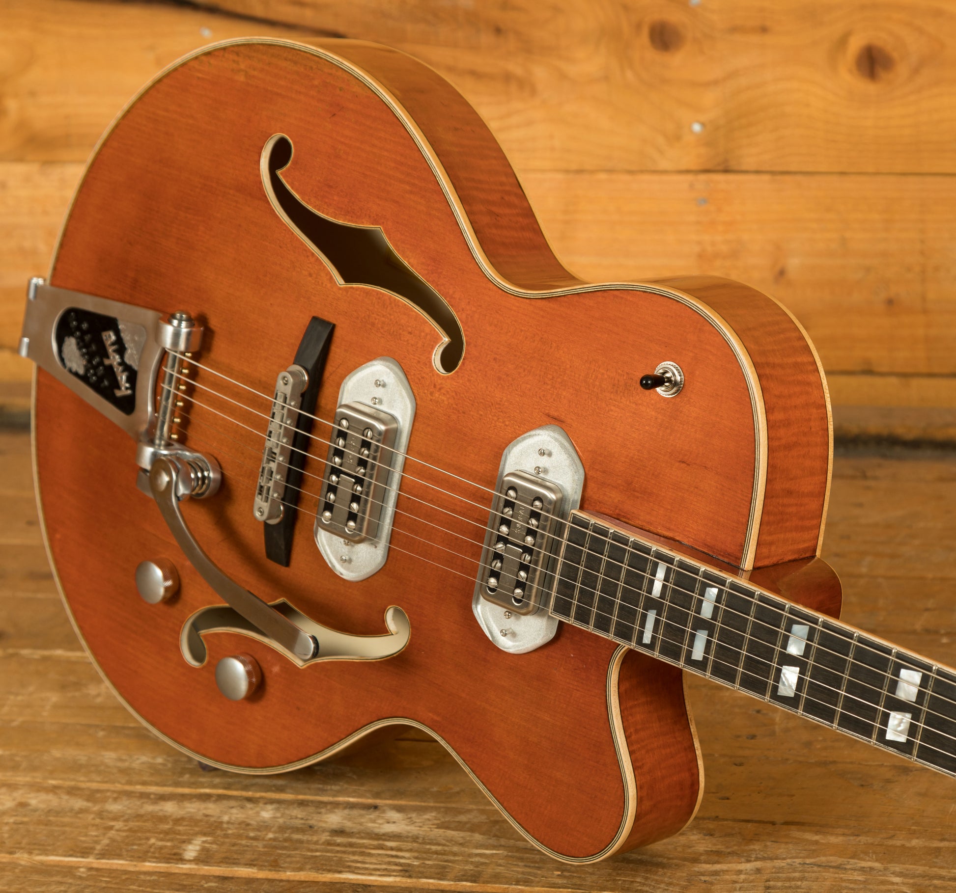 Đàn Guitar Điện Eastman Antique Varnish T58/v-AMB/ Antique Amber