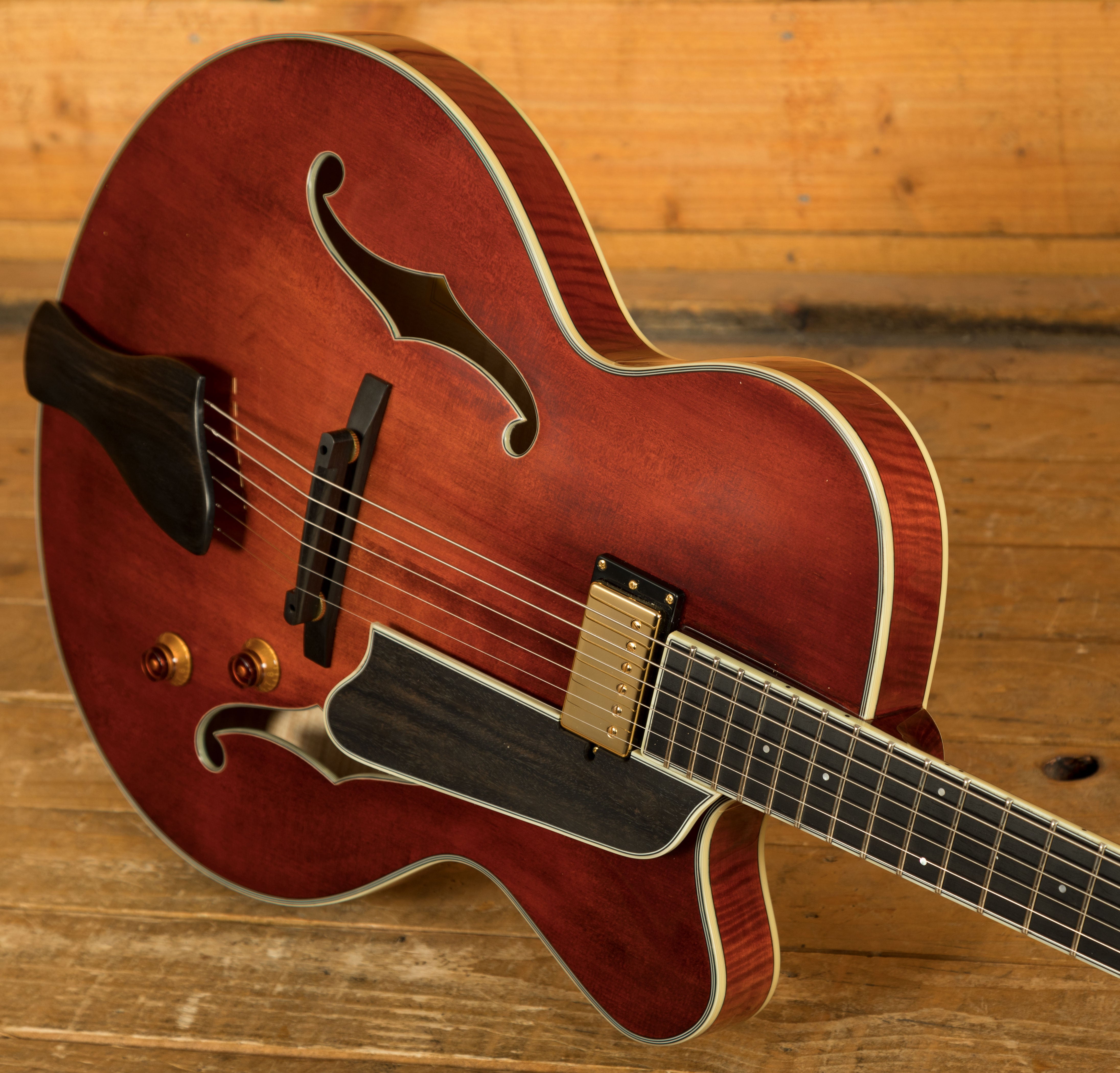 Đàn Guitar Điện Eastman Truetone Gloss T146SM | Classic