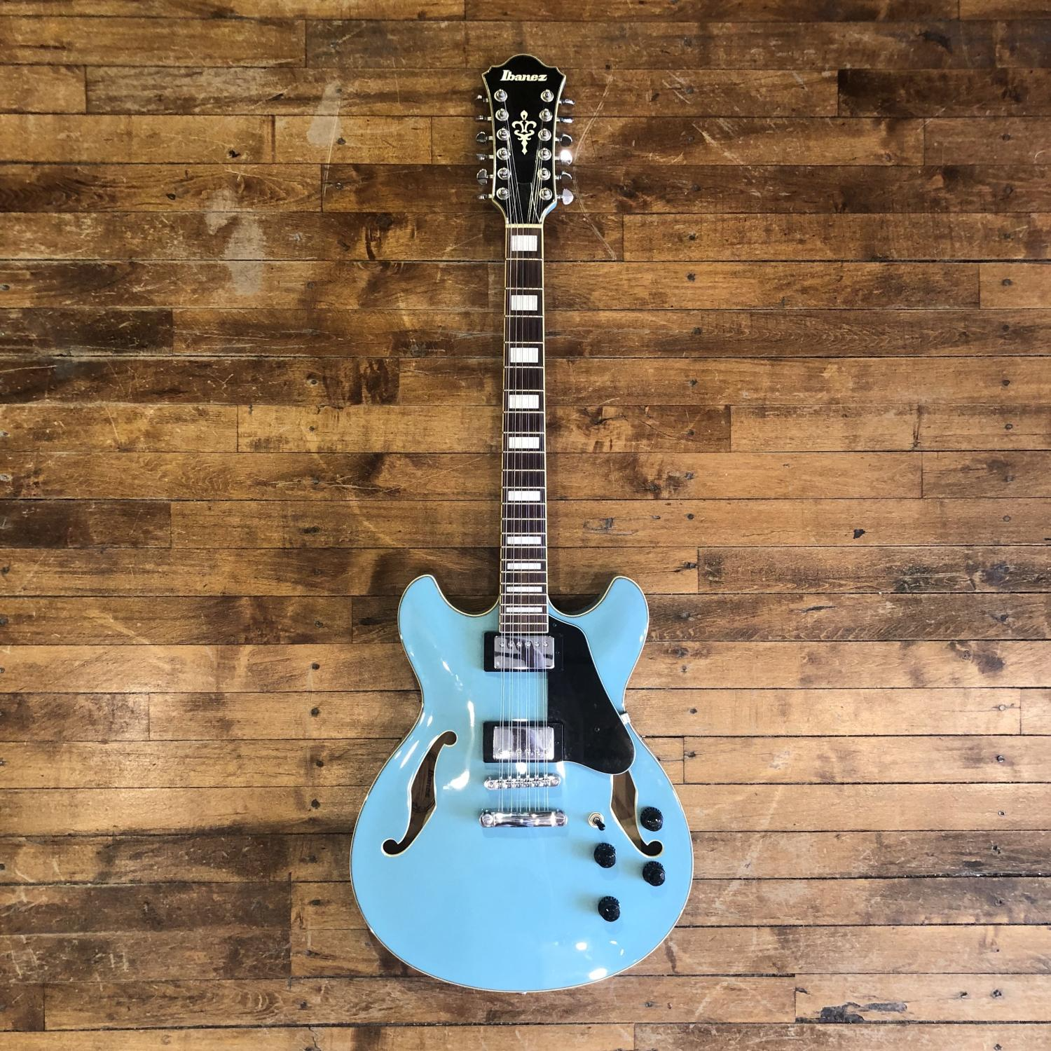 12-String Guitar