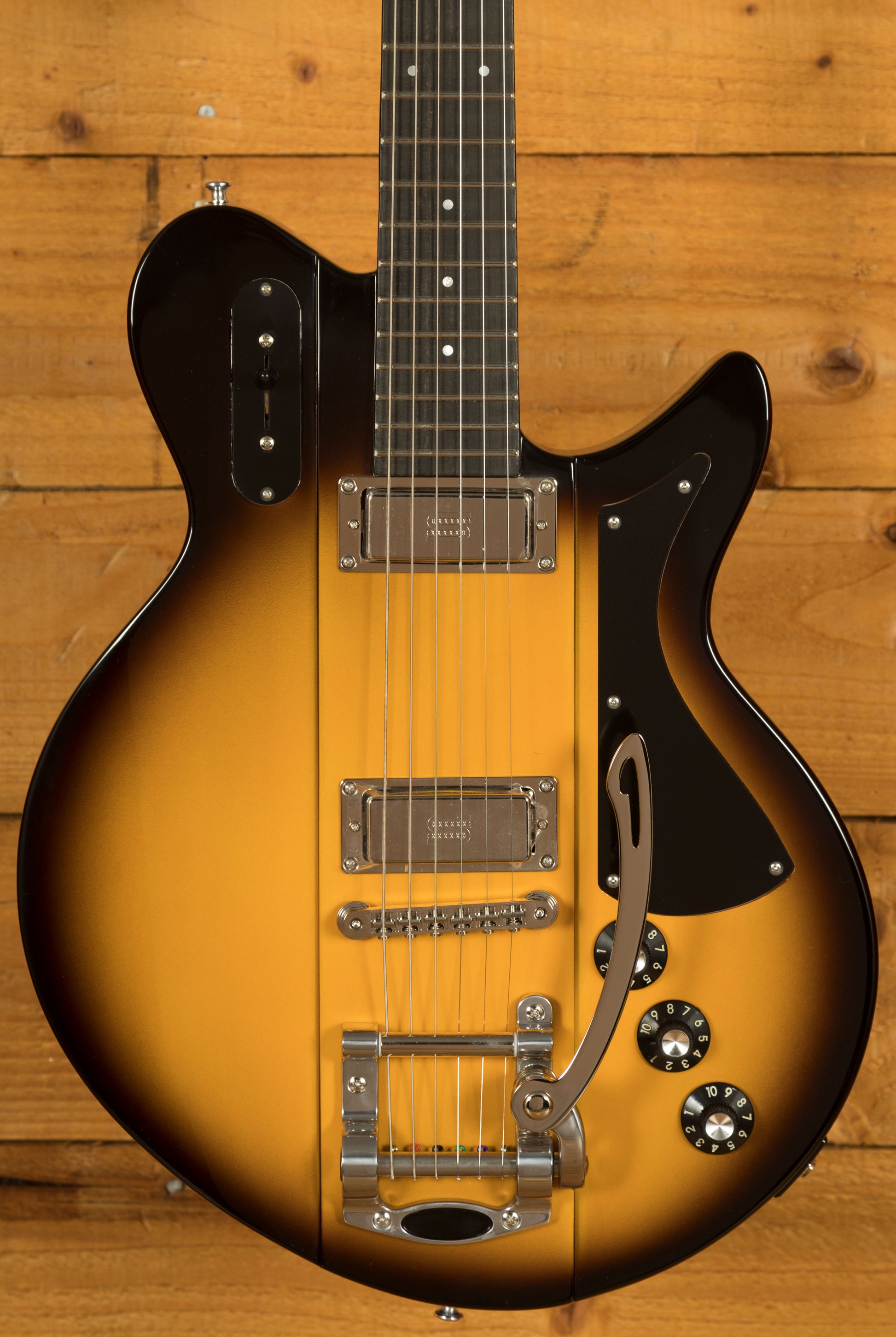 Đàn Guitar Điện Eastman Solid Body JULIET-Henry James 1 | Sunburst