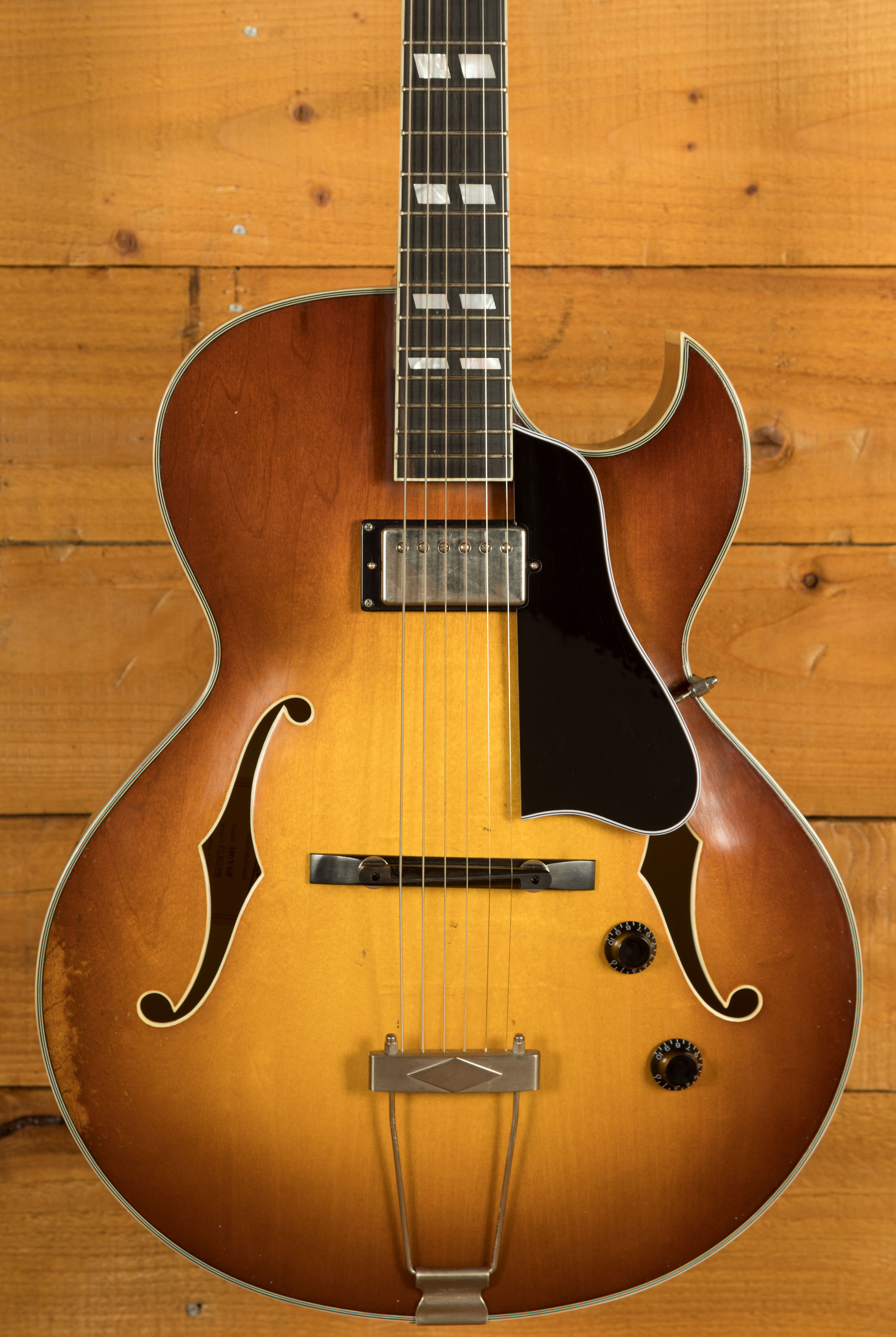 Đàn Guitar Điện Eastman Antique Varnish T49/V-GB/ Antique Goldburst