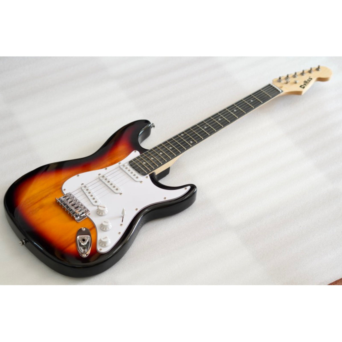 Đàn Guitar Điện Dallas DL-S1 SSS, Rosewood Fingerboard, Sunburst