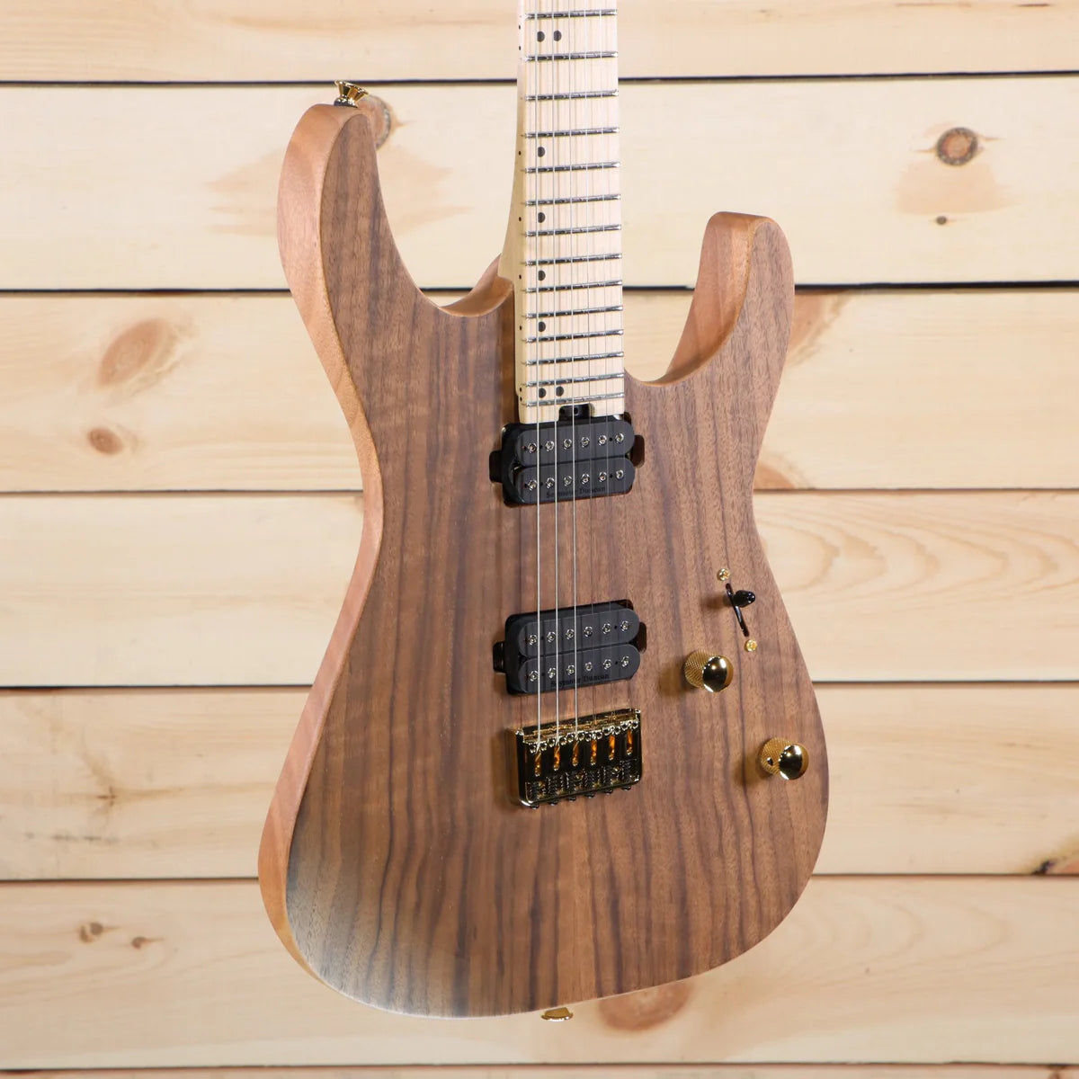 Đàn Guitar Điện Charvel Pro-Mod DK24 HH HT M Mahogany with Figured Walnut, Maple Fingerboard