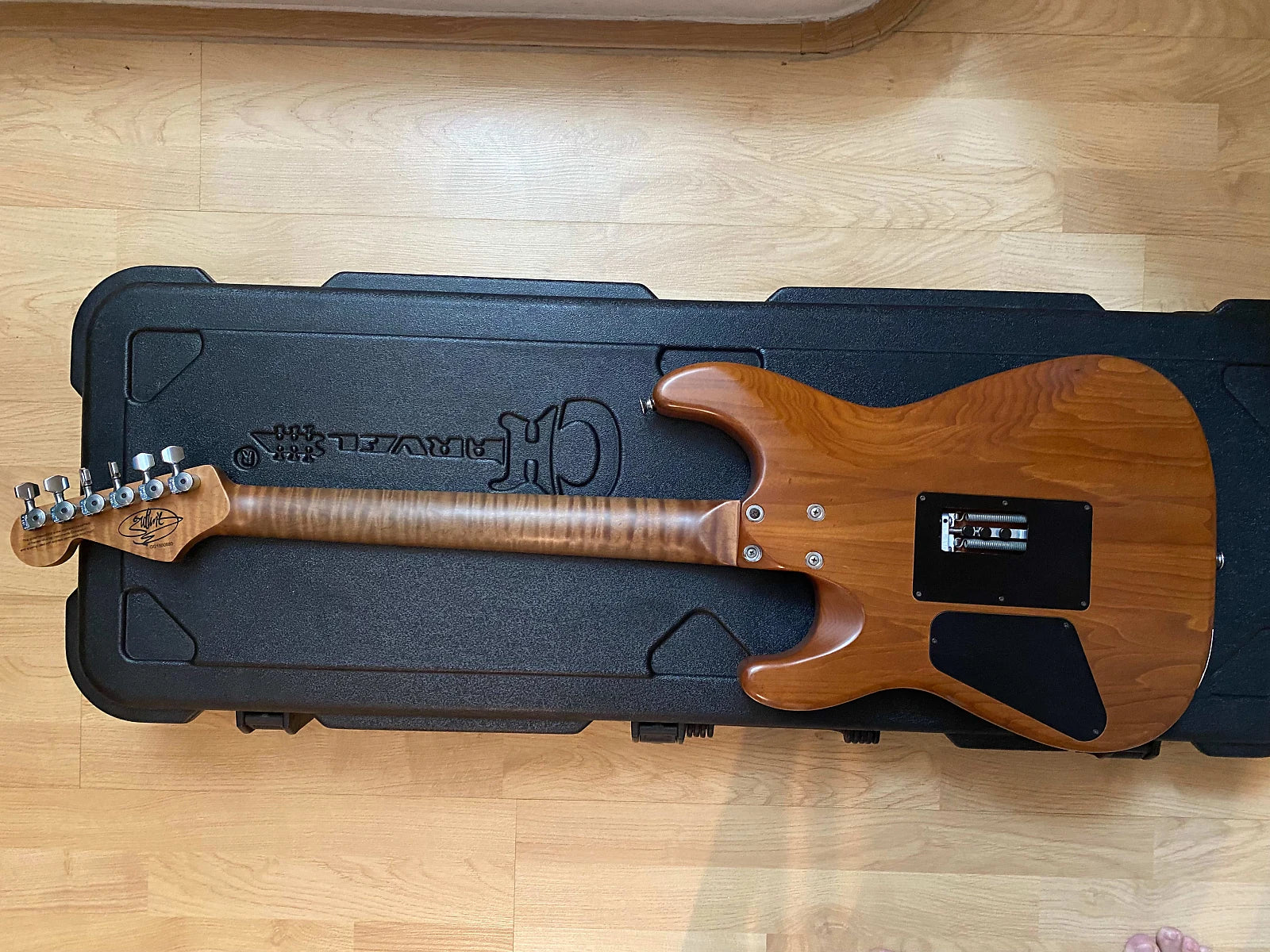 Đàn Guitar Điện Charvel Guthrie Govan Signature HHS, Maple Fingerboard, Birdeyes Maple Top 2015