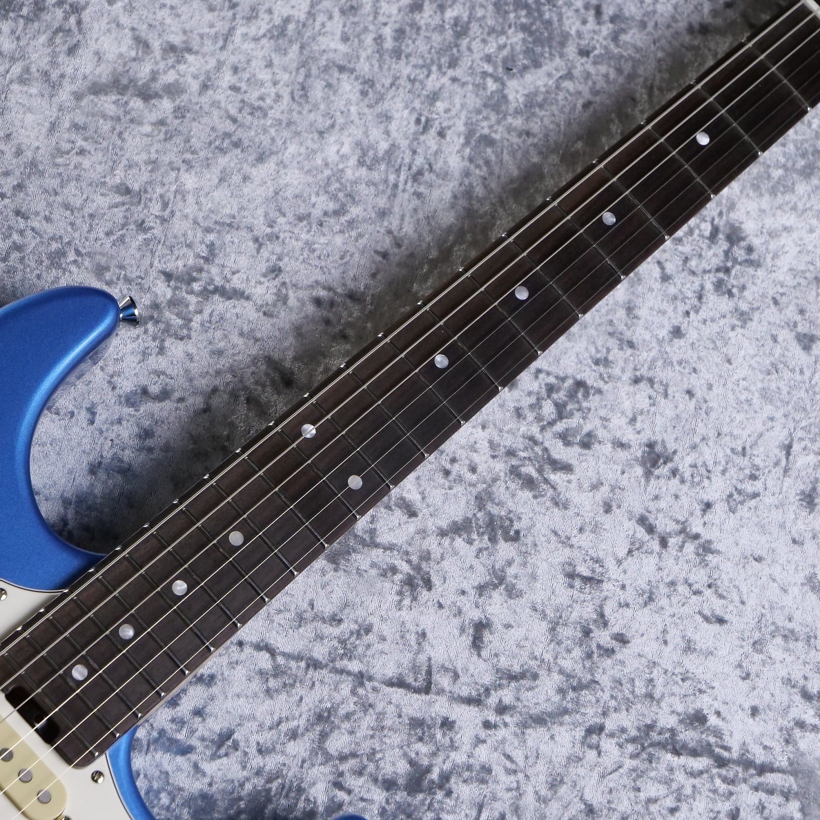 Đàn Guitar Điện ESP EDWARDS E-SNAPPER-AL/R-Lake Placid Blue