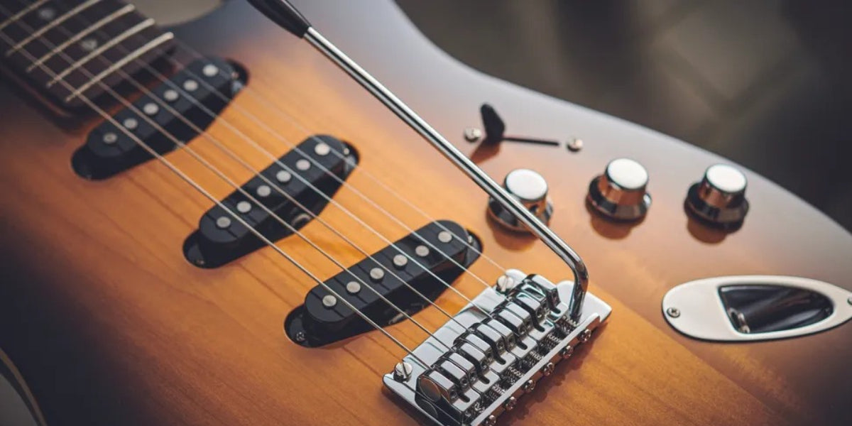 Những Cây Đàn Guitar Fender Stratocaster 