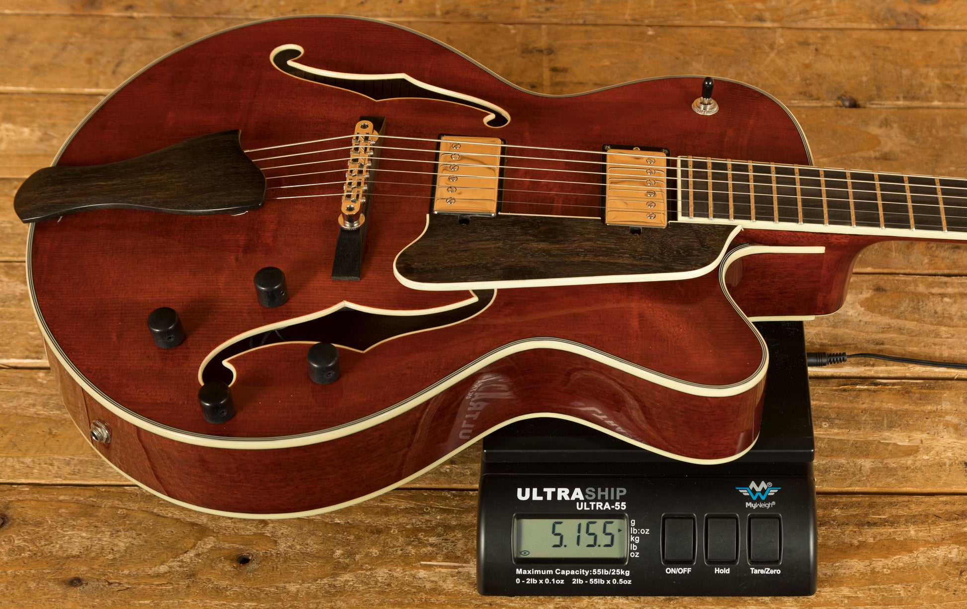 Đàn Guitar Điện Eastman Truetone Gloss AR603CED-15/Classic