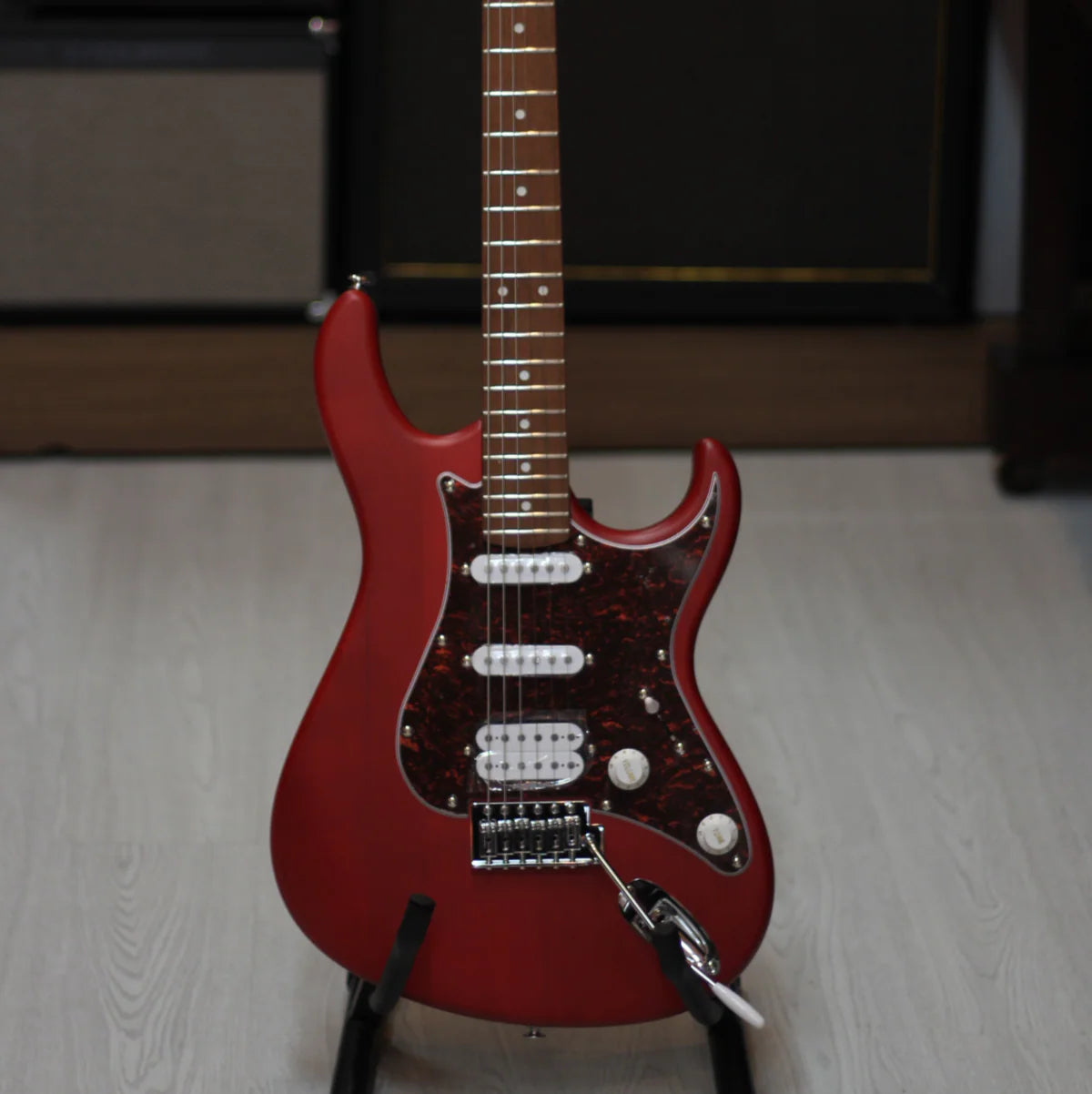 Đàn Guitar Điện Cort G110 HSS Electric Guitar, Open Pore Black Cherry