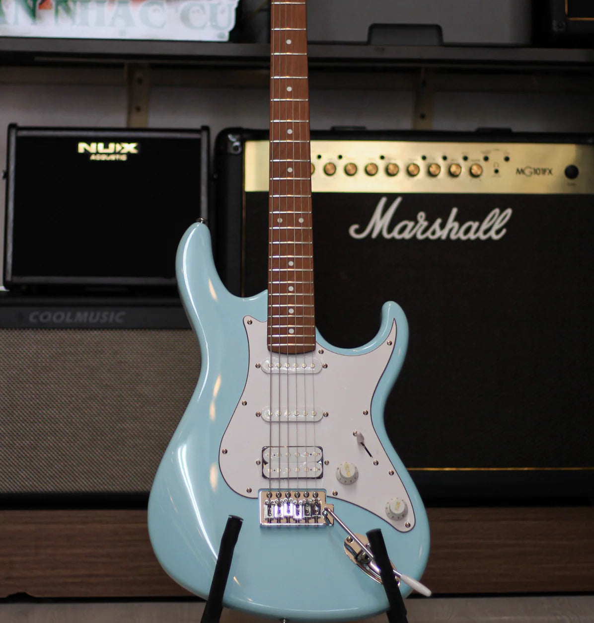Đàn Guitar Điện Cort G110 HSS Electric Guitar, Sky Blue