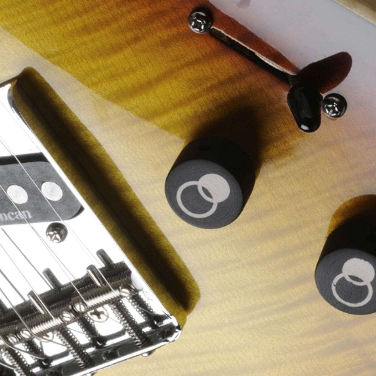 Đàn Guitar Điện Eko Tero Masterbuilt, Natural