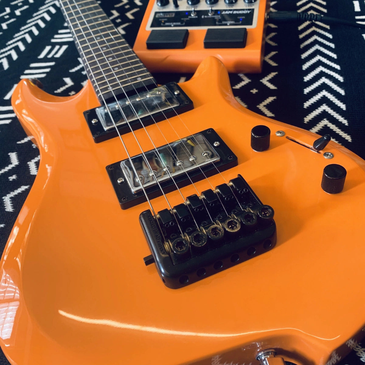 Đàn Guitar Điện Alp Alp Leaf Series Electric travel guitar Mahogany