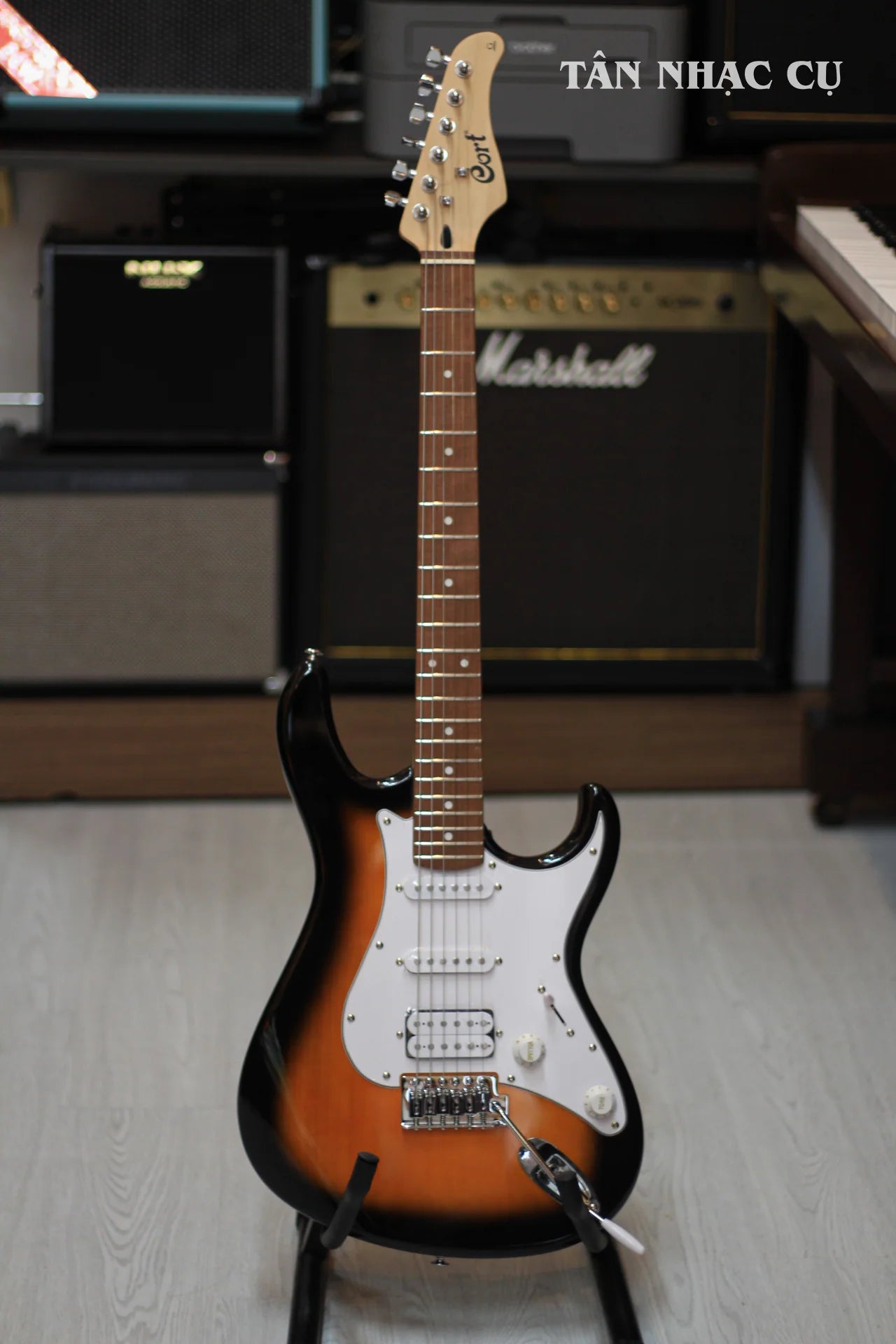 Đàn Guitar Điện Cort G110 HSS Electric Guitar, 2 Color Sunburst