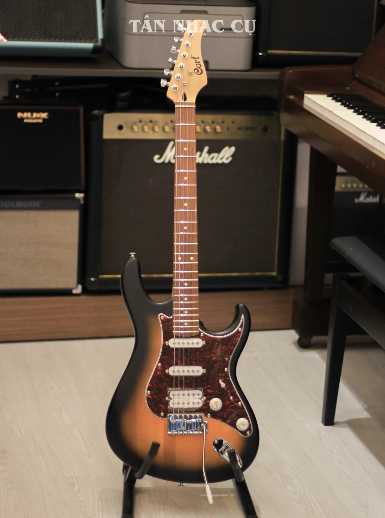 Đàn Guitar Điện Cort G110 HSS Electric Guitar, Sunburst