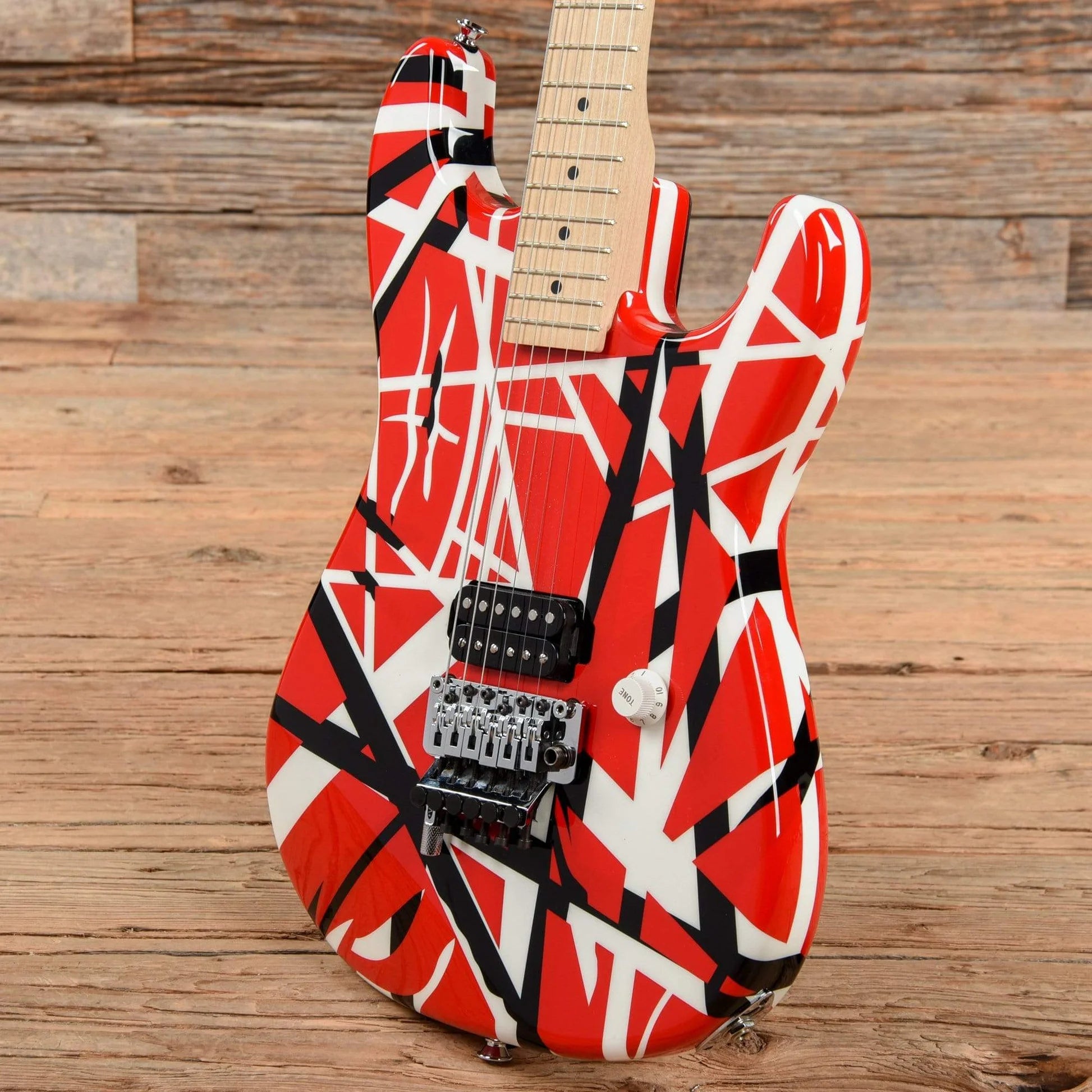 Đàn Guitar Điện Charvel EVH Art Series H, Maple Fingerboard, Red/White/Black