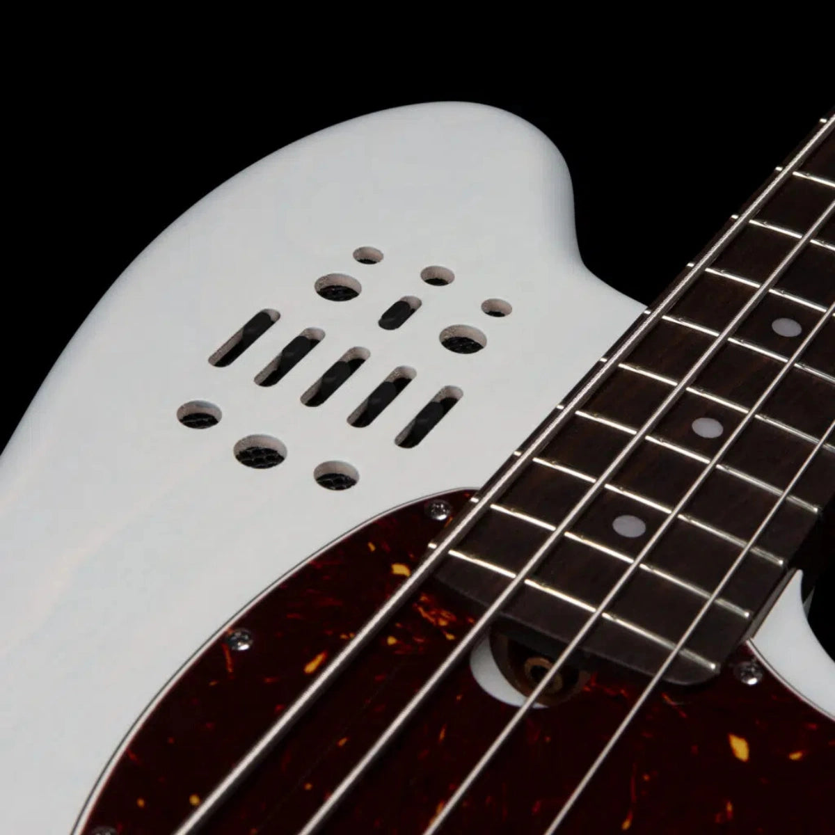 Đàn Guitar Bass Godin RG-4 Ultra Carbon White RN
