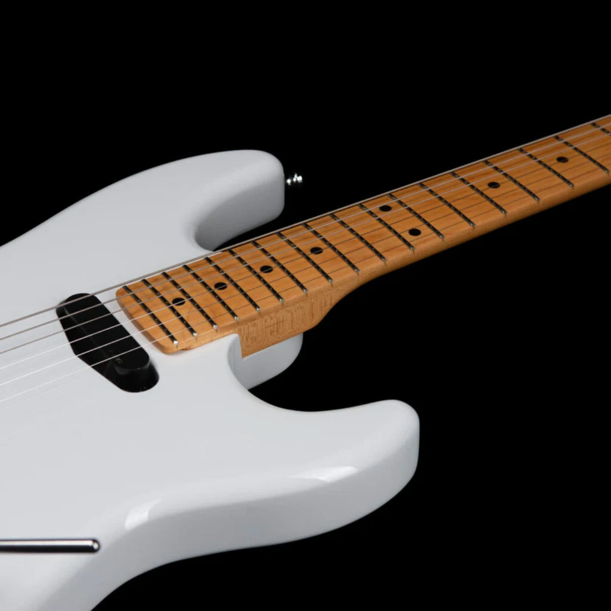 Đàn Guitar Điện Godin Redline – 85 White MN White