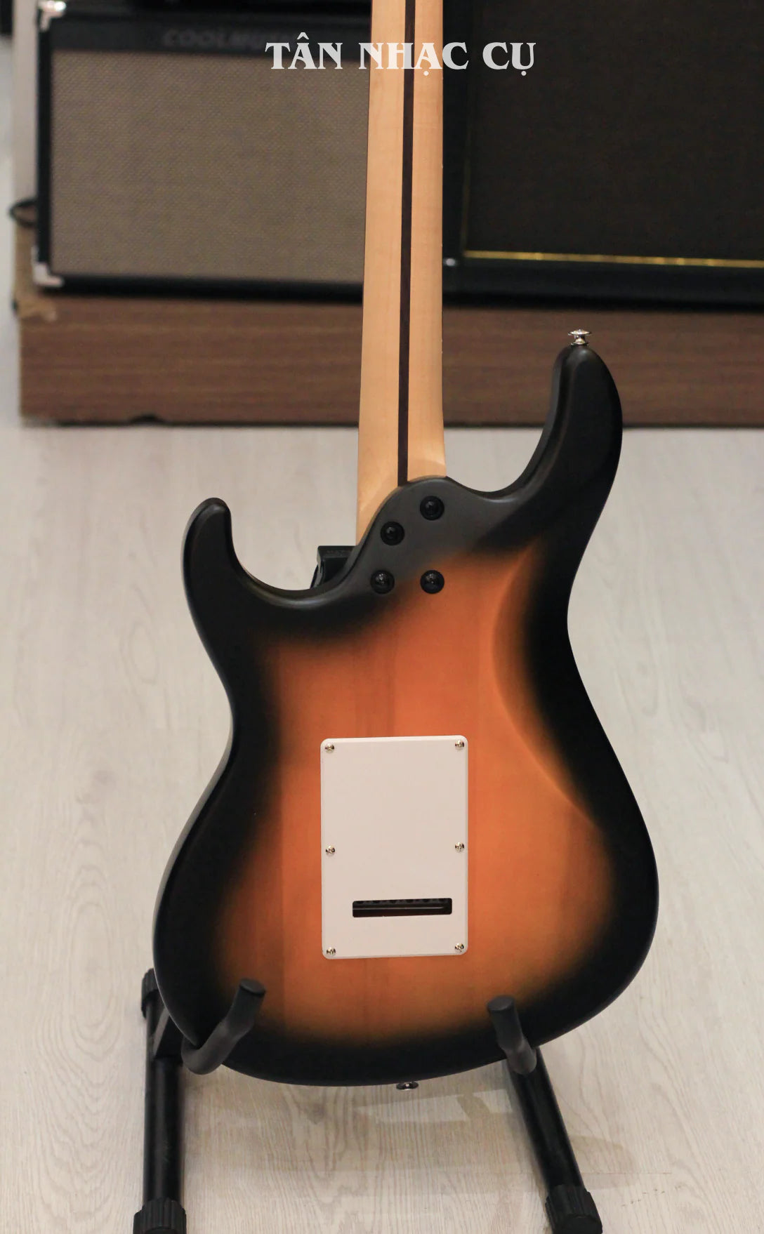 Đàn Guitar Điện Cort G110 HSS Electric Guitar, Sunburst