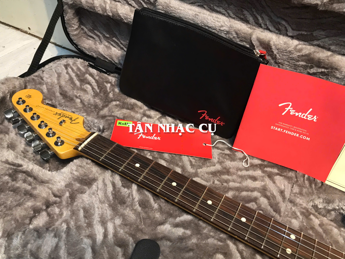 Đàn Guitar Điện Fender American Professional II Stratocaster HSS Electric Guitar, Rosewood Fingerboard, 3 Color Sunburst #0113910700