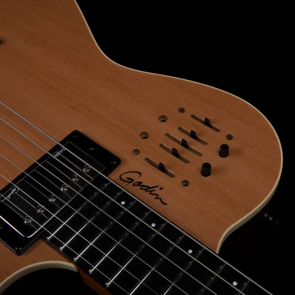 Đàn Guitar Điện Godin A6 ULTRA Natural SG Natural