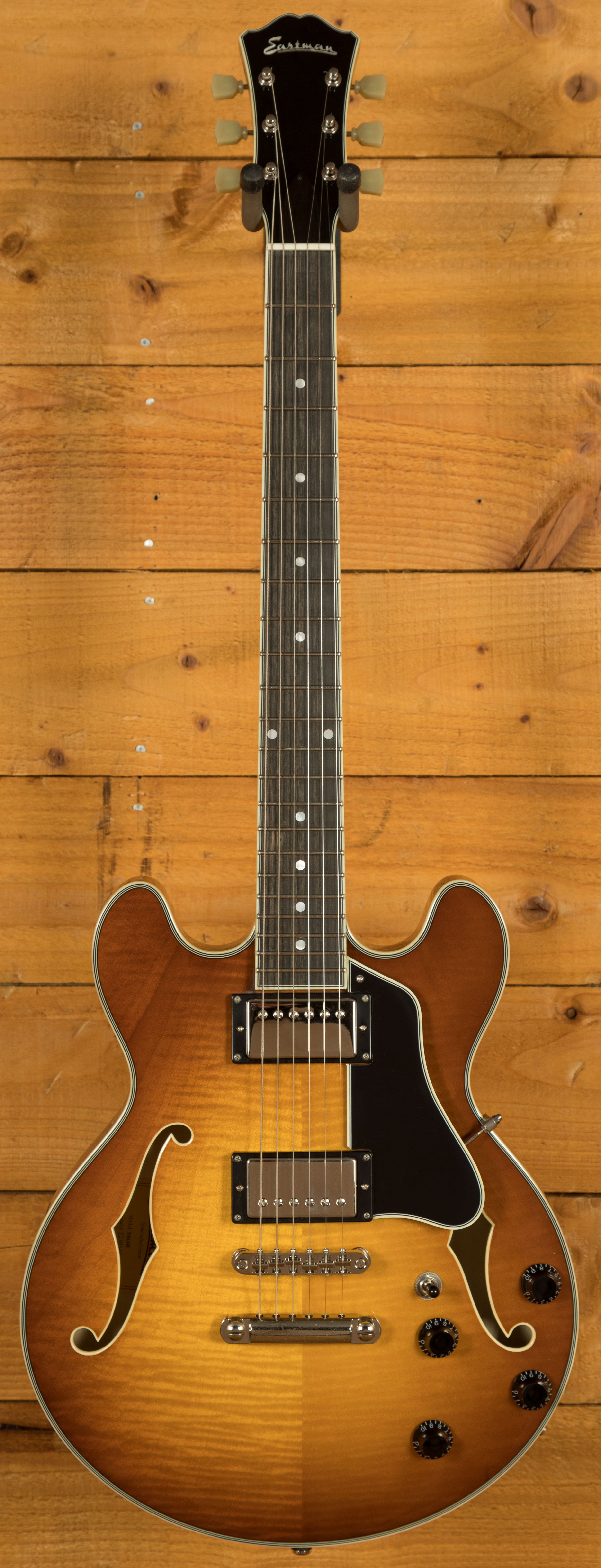 Đàn Guitar Điện Eastman Truetone Gloss T484-GB | Goldburst