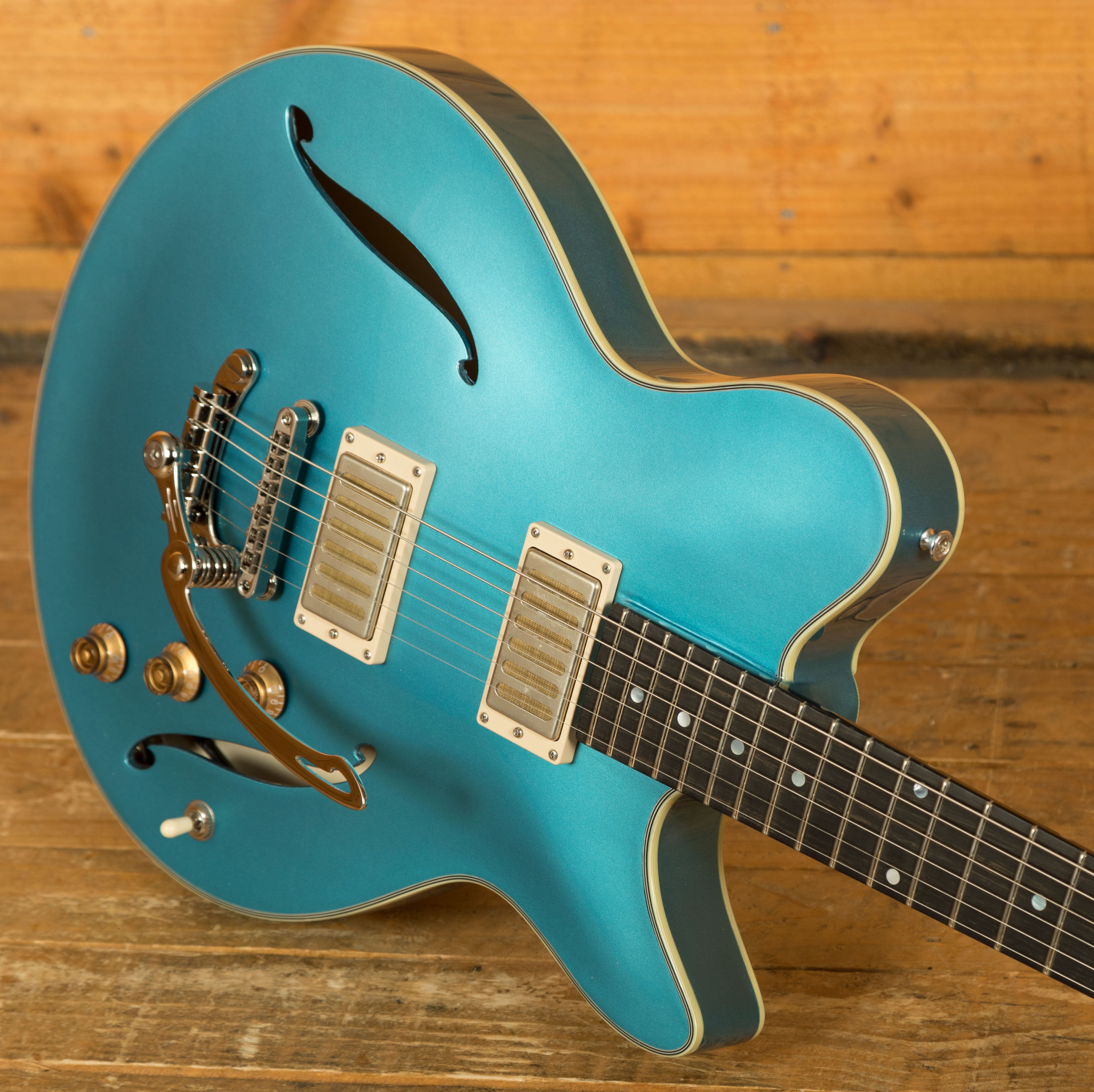 Đàn Guitar Điện Eastman Truetone Gloss Romeo LA | Celestine Blue