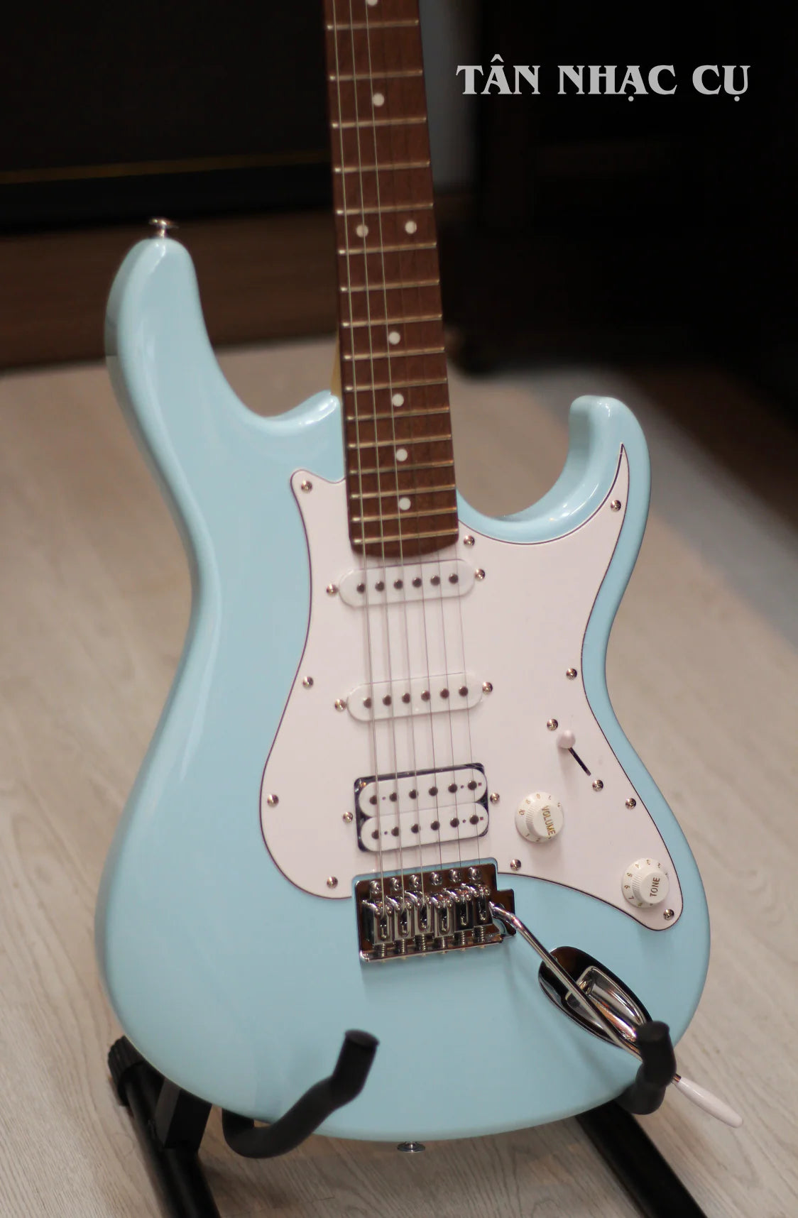 Đàn Guitar Điện Cort G110 HSS Electric Guitar, Sky Blue