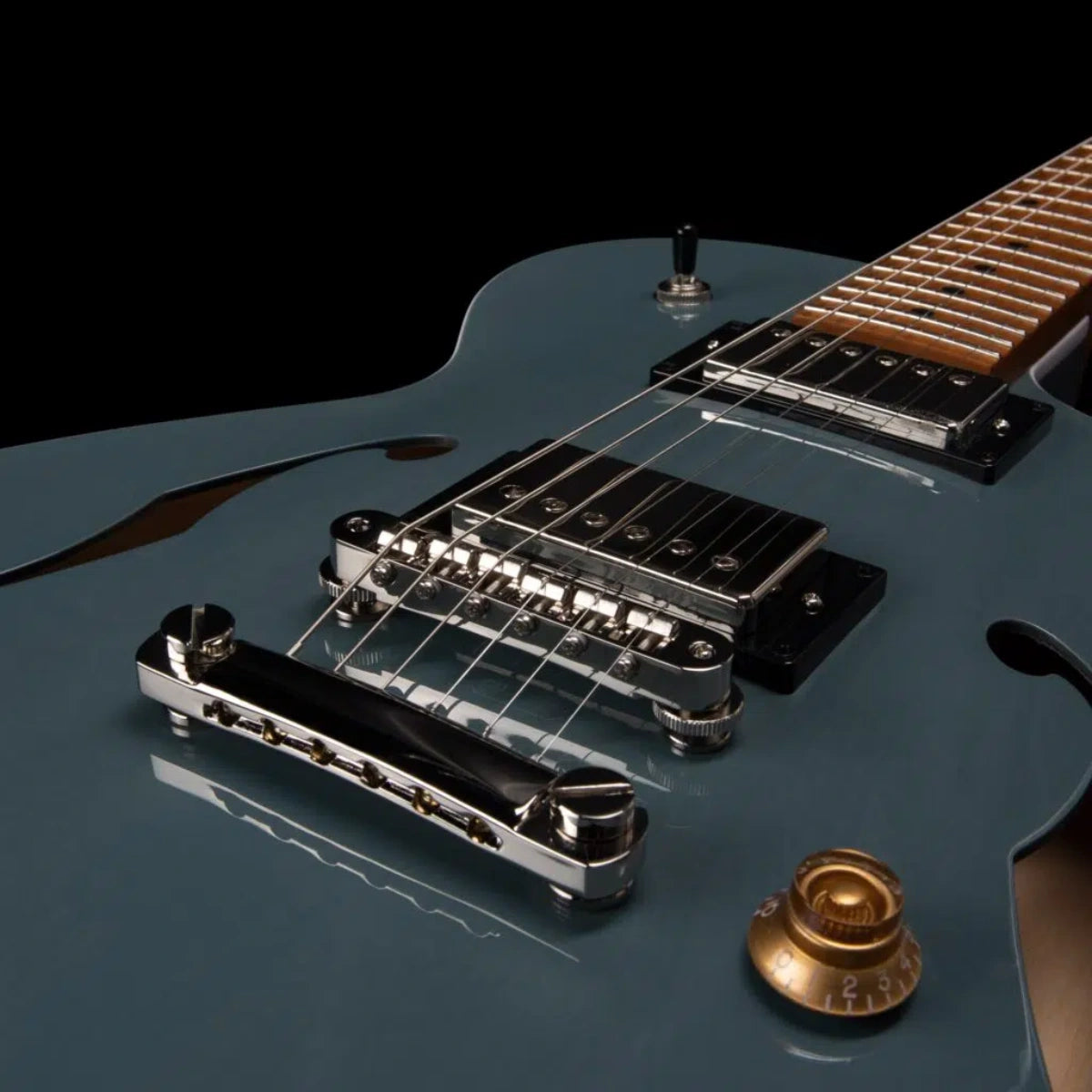 Đàn Guitar Điện Godin Montreal Premiere Pro Arctik, Blue