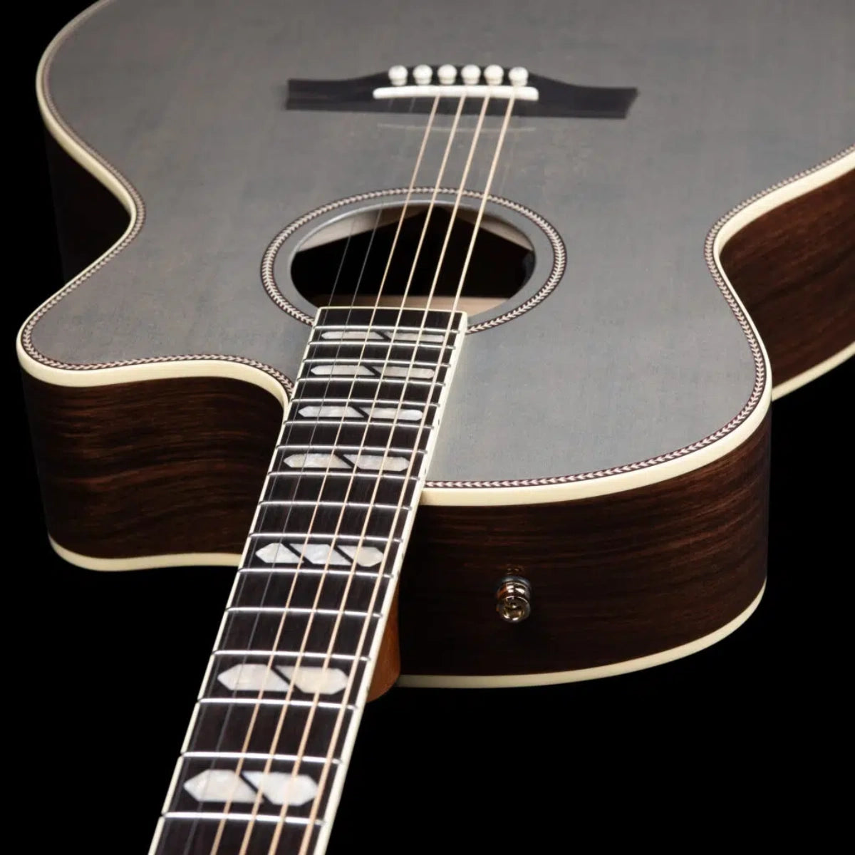 Đàn Guitar Acoustic Godin Connaisseur MJ Satina RW Satina Gray