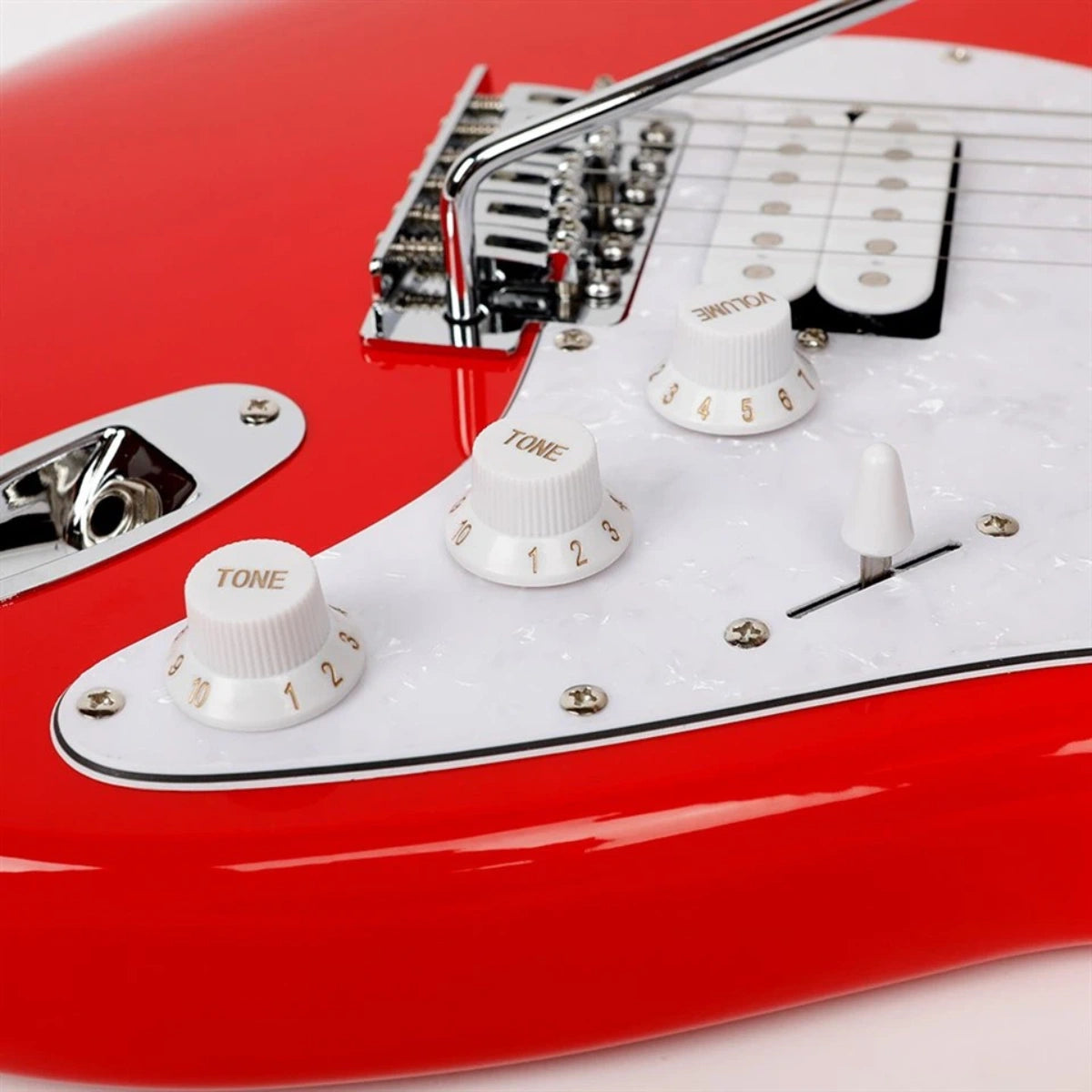 Đàn Guitar Điện Bullfighter D130s White