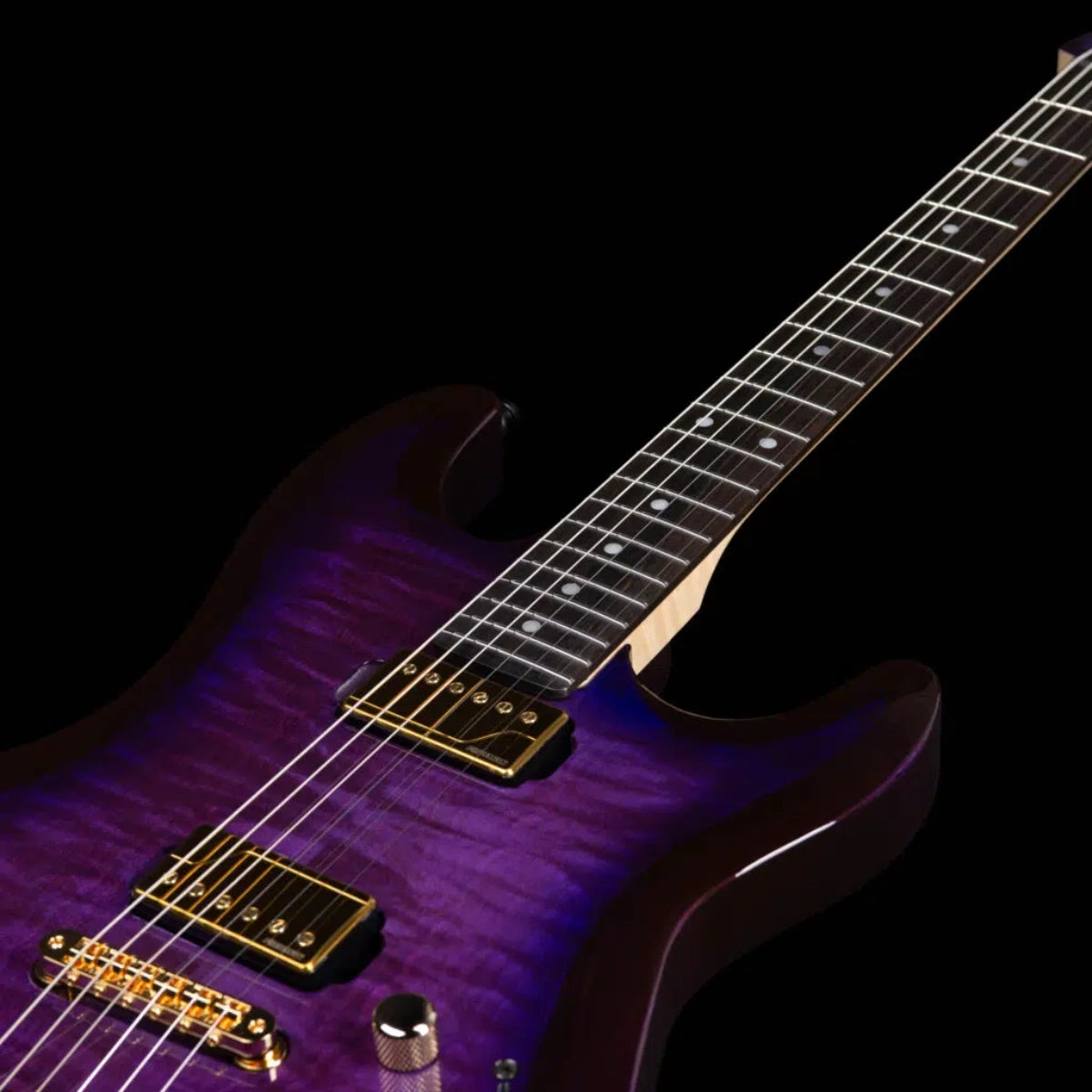 Đàn Guitar Điện Godin Artisan ST-II Amethyst, Black
