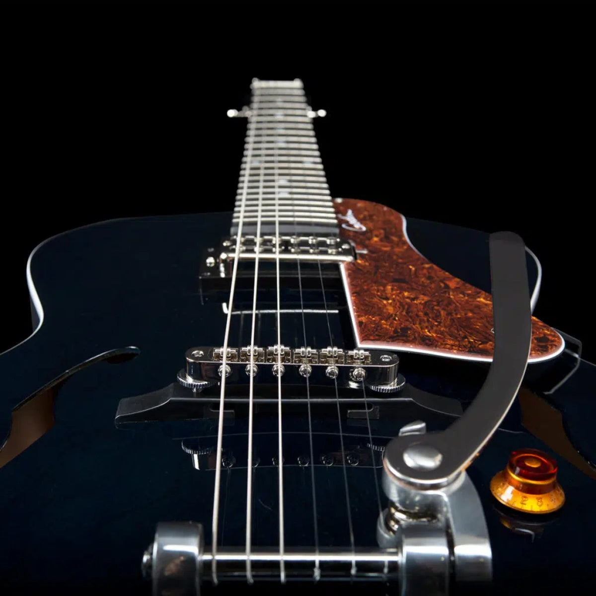 Đàn Guitar Điện Godin 5th Avenue Night Club Indigo Blue