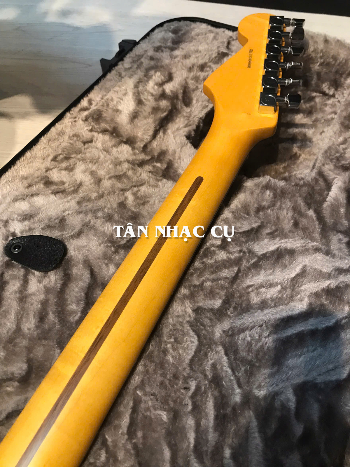 Đàn Guitar Điện Fender American Professional II Stratocaster HSS Electric Guitar, Rosewood Fingerboard, 3 Color Sunburst #0113910700