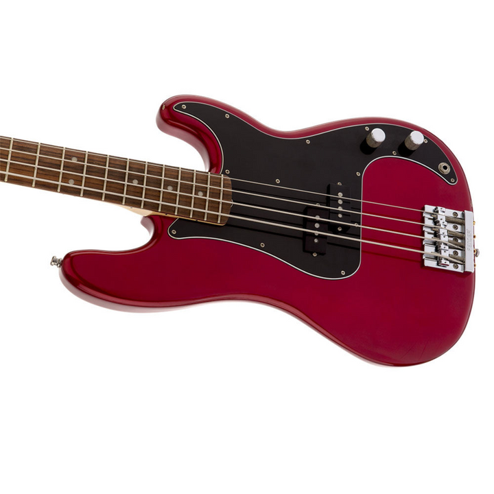 Đàn Guitar Điện Fender Nate Mendel P Bass, Rosewood Fingerboard, Road Worn Candy Apple Red, #0142500309