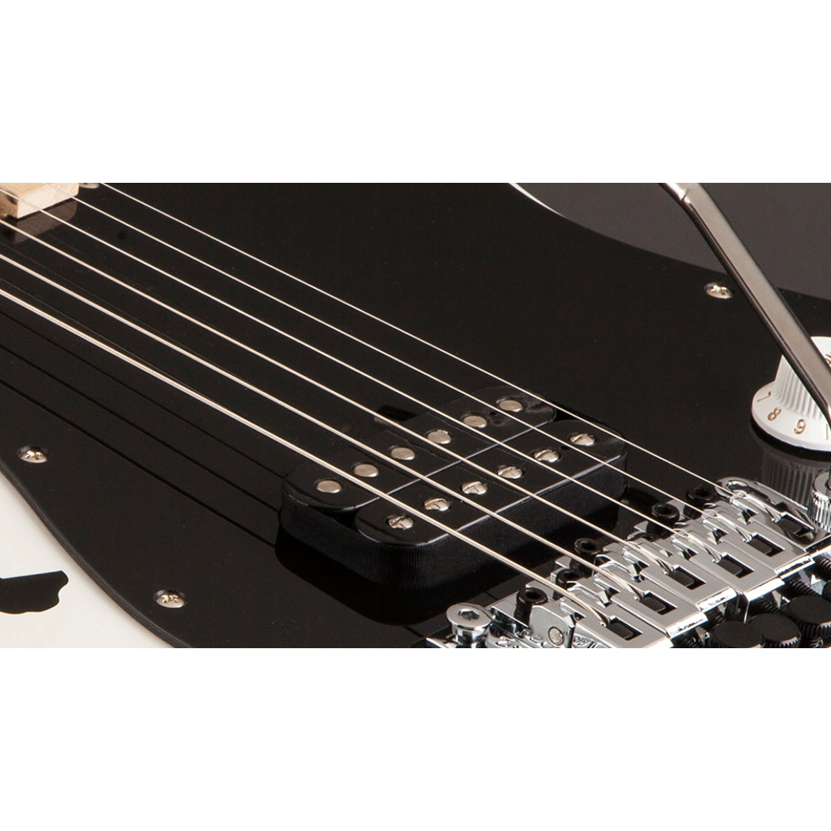 Đàn Guitar Điện EVH Striped Series, White with Black Stripes (Model 5107902576)