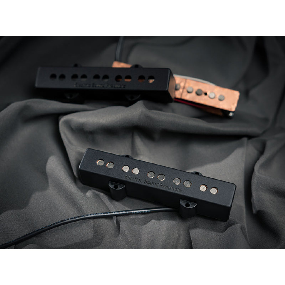 Đàn Guitar Điện ESP Edwards E-AMAZE-5-AS/M - Solid Black