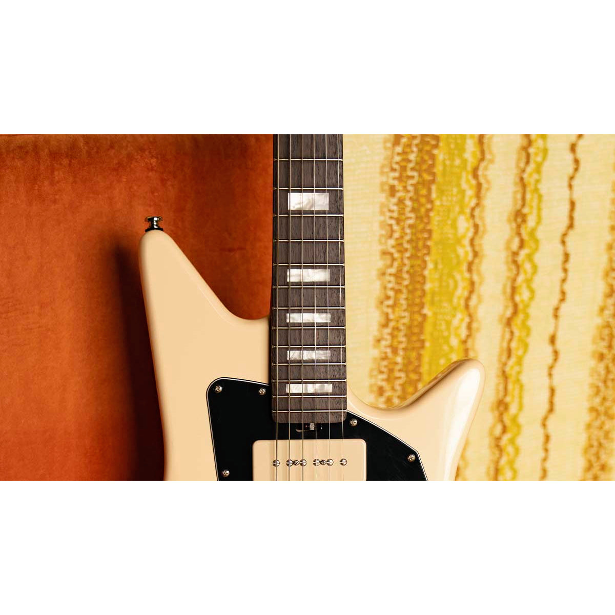 Đàn Guitar Điện Sterling by Music Man AL40P, Vintage Cream