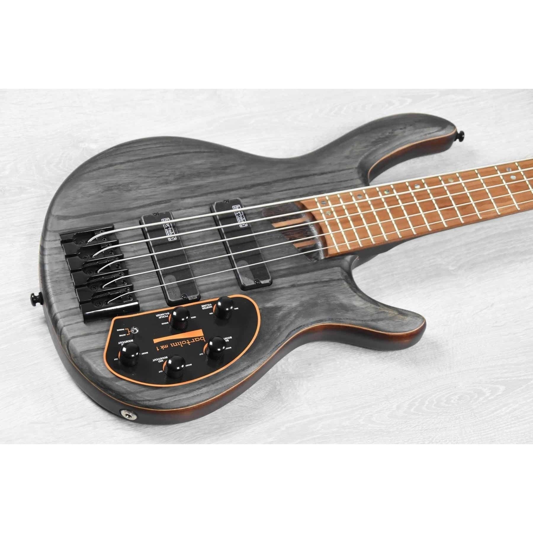 Đàn Guitar Bass 5 Dây Cort B5 Element, Open Pore Trans Black