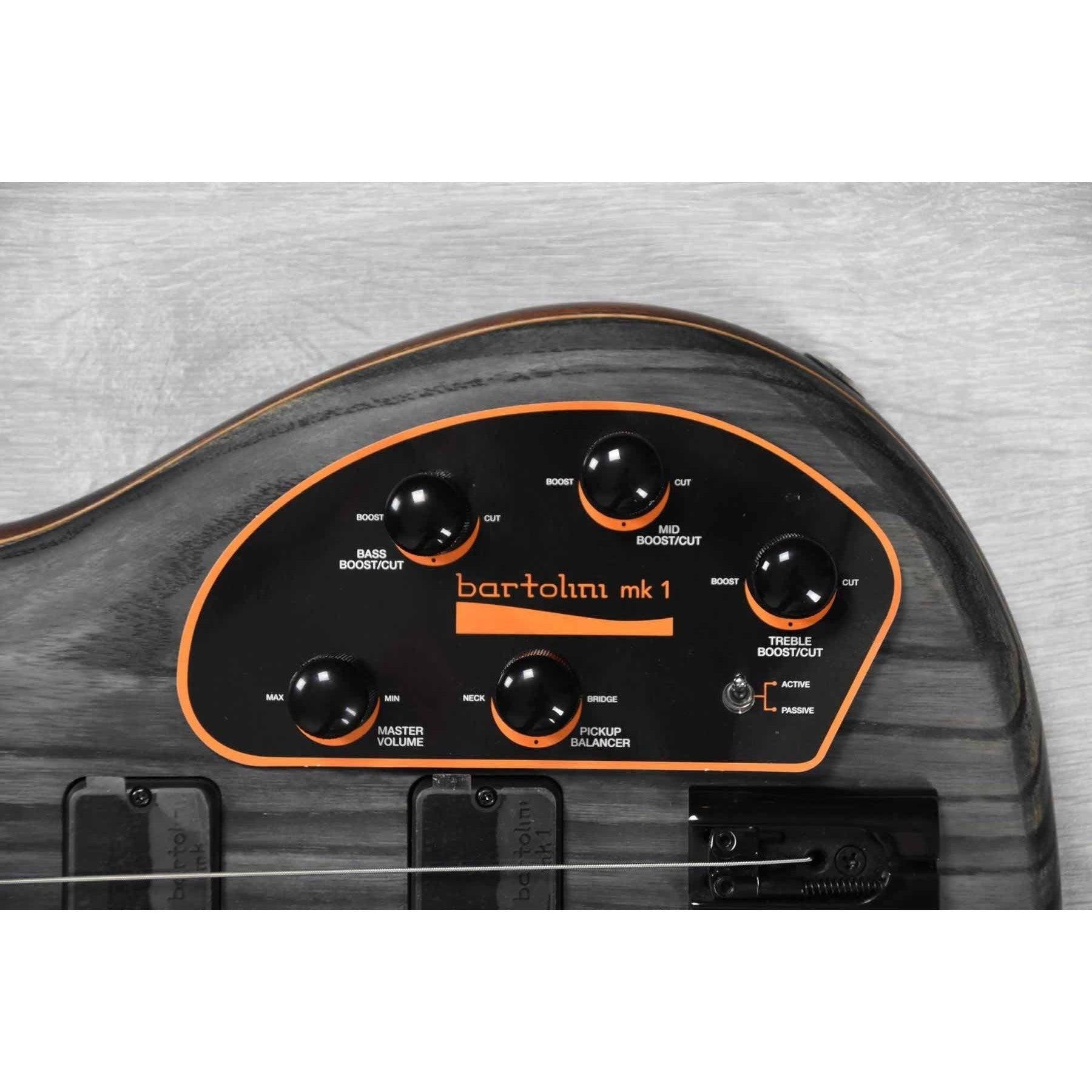 Đàn Guitar Bass 5 Dây Cort B5 Element, Open Pore Trans Black