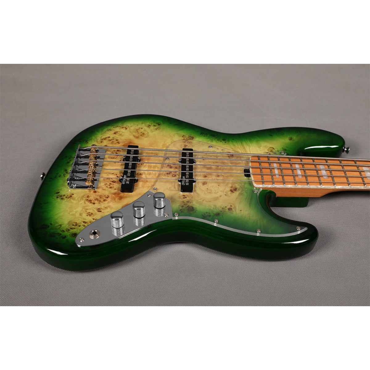 Đàn Guitar Bass 5 Dây Sqoe SJB750, Aurora Green Gradient