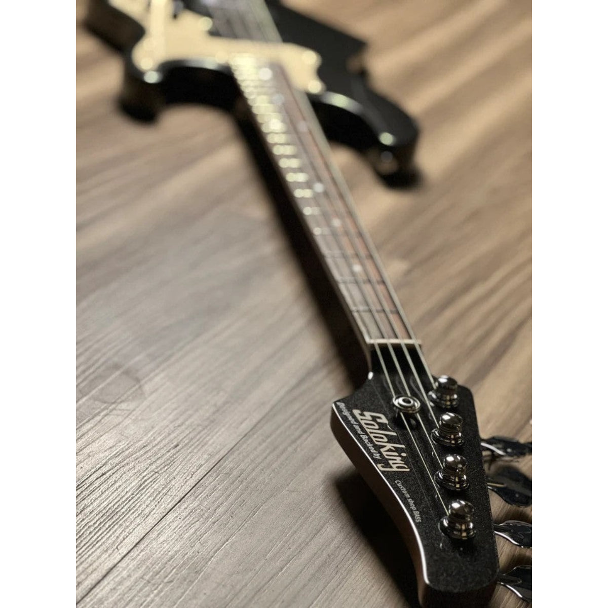 Đàn Guitar Bass Soloking MJ1, Roasted Maple Neck, Black Metallic