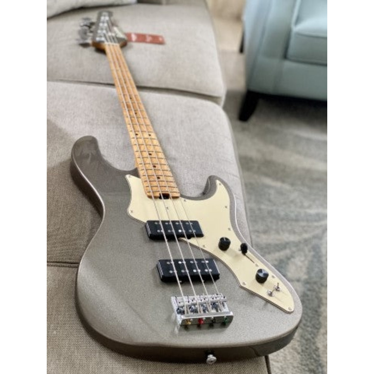 Đàn Guitar Bass Soloking MJ1, Roasted Maple Neck, Pewter Grey