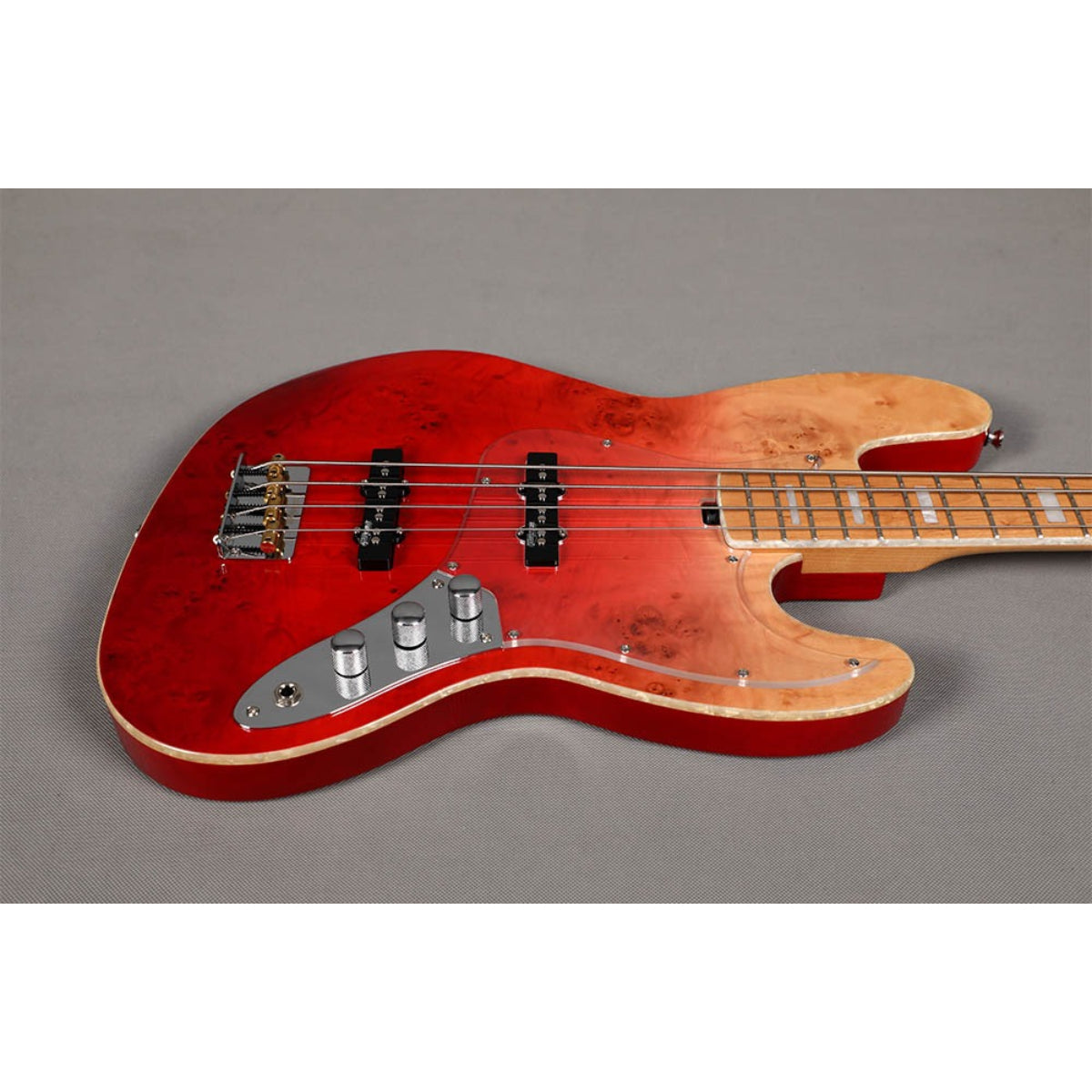 Đàn Guitar Bass Sqoe SJB700, Lave Red Fade