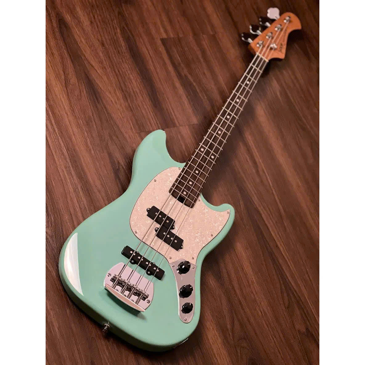 Đàn Guitar Bass Sqoe SPJ400, Suft Green