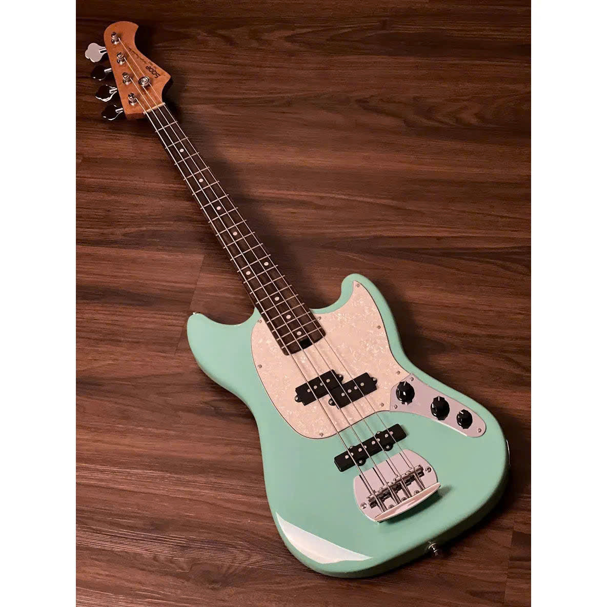 Đàn Guitar Bass Sqoe SPJ400, Suft Green