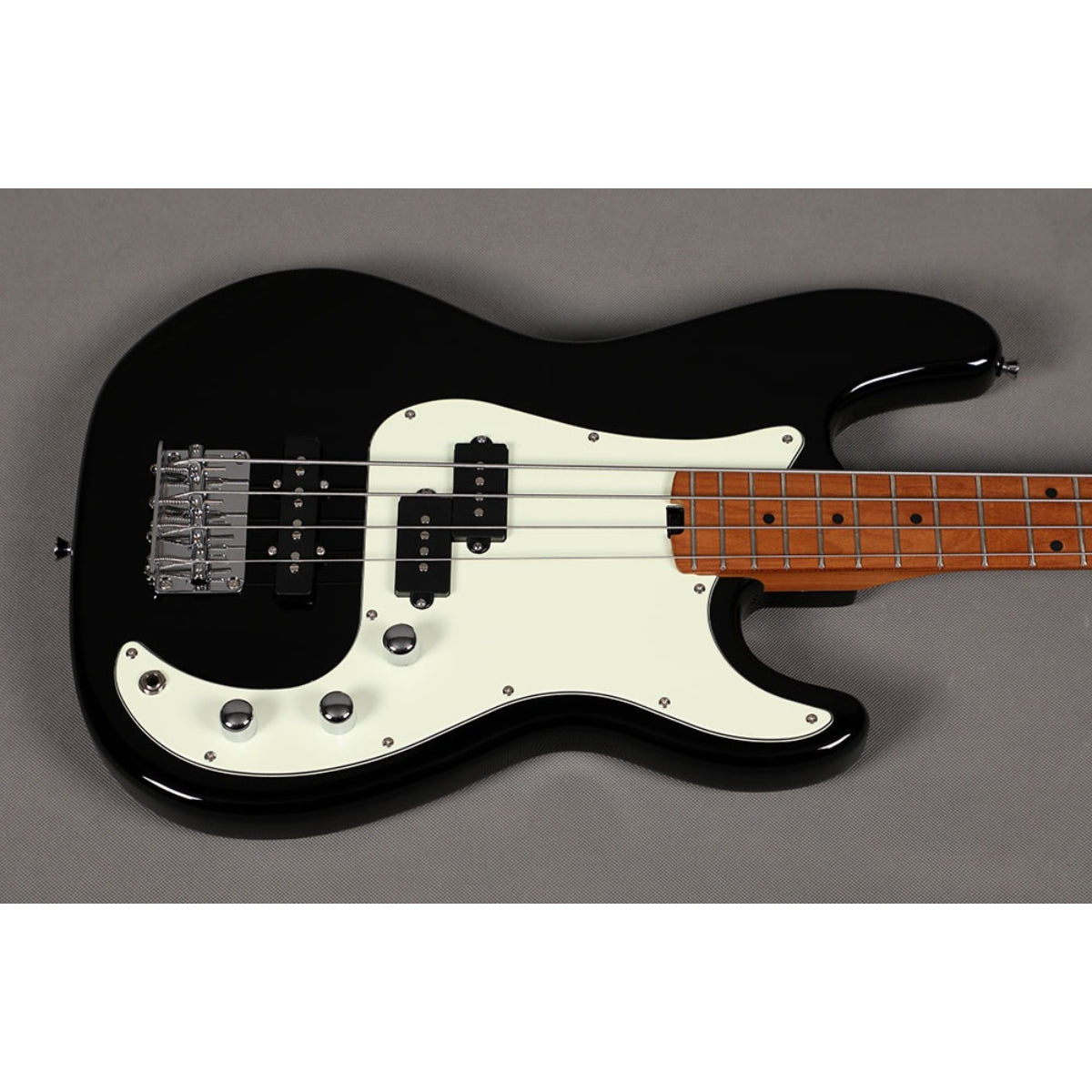 Đàn Guitar Bass Sqoe SPJ600, Black