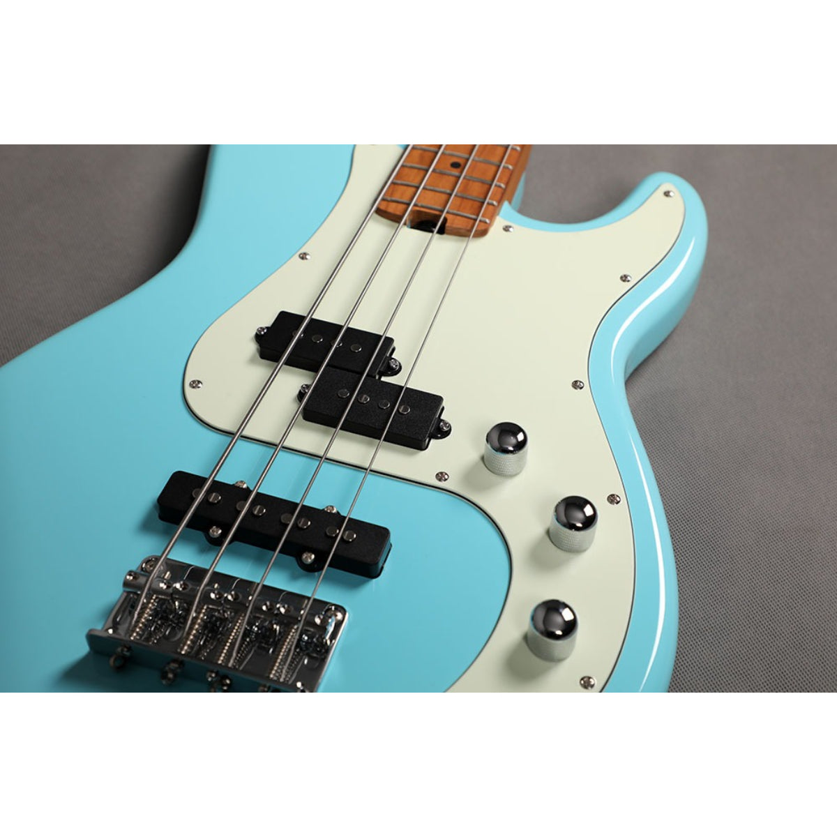 Đàn Guitar Bass Sqoe SPJ600, Sky Blue