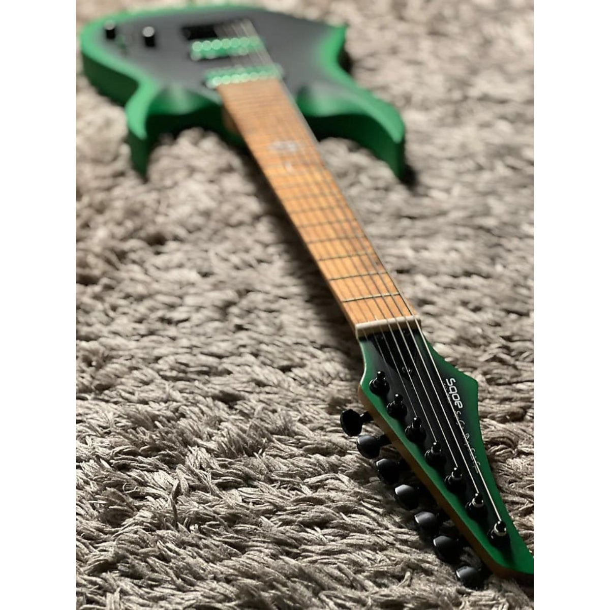 Đàn Guitar Điện 7 Dây Sqoe Đàn Guitar Điện Sqoe SEIB 7S, Satin Neon Green