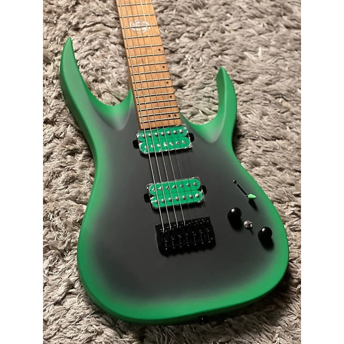 Đàn Guitar Điện 7 Dây Sqoe Đàn Guitar Điện Sqoe SEIB 7S, Satin Neon Green