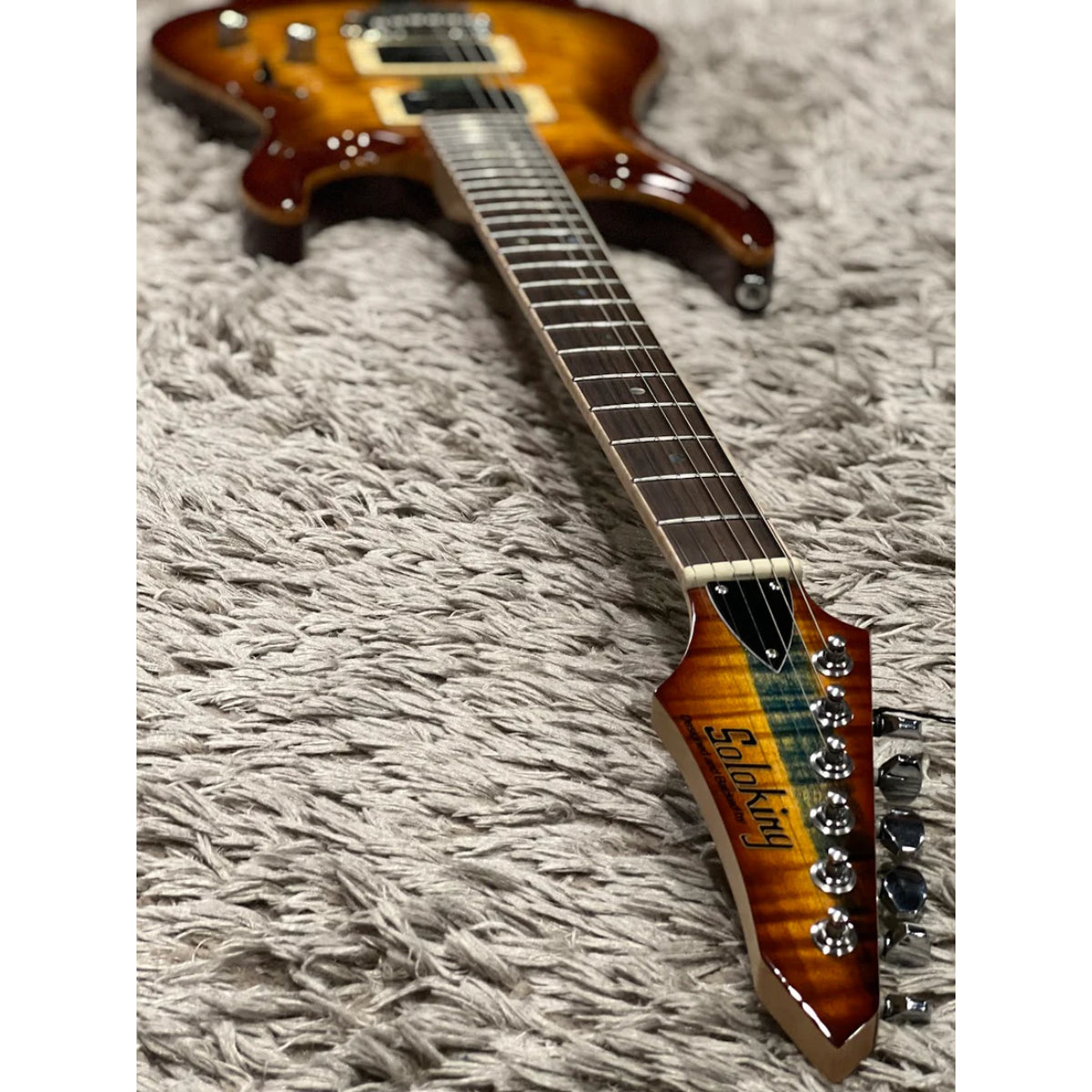 Đàn Guitar Điện Soloking E160 Custom Edge Series, Honeyburst with Blue Stripe