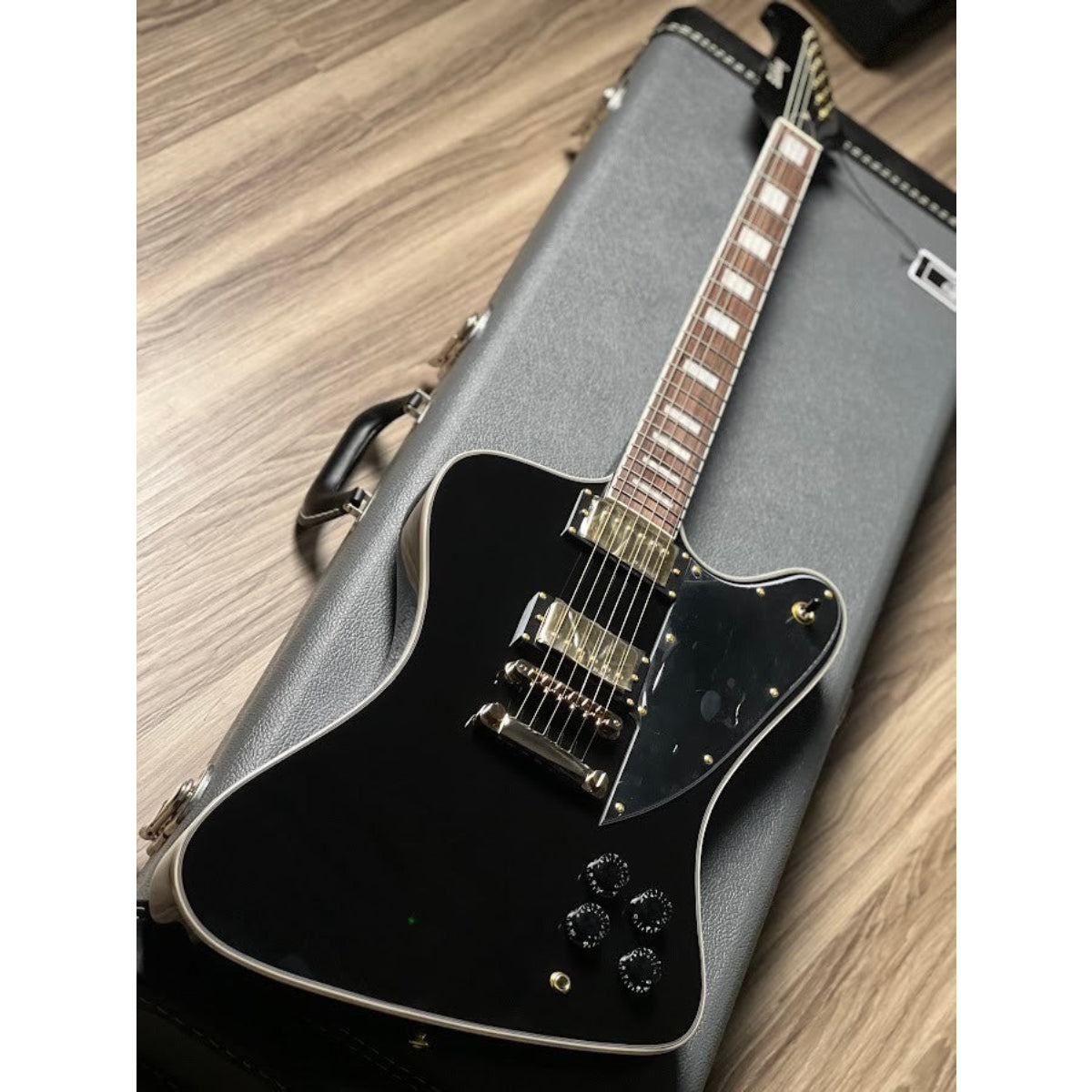 Đàn Guitar Điện Soloking FB Custom, Gold Hardware, Black Beauty JESCAR